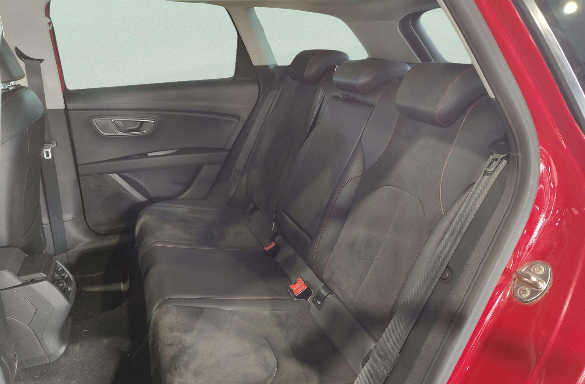 SEAT León ST 1.4 TSI ACT FR DSG7 - foto 16