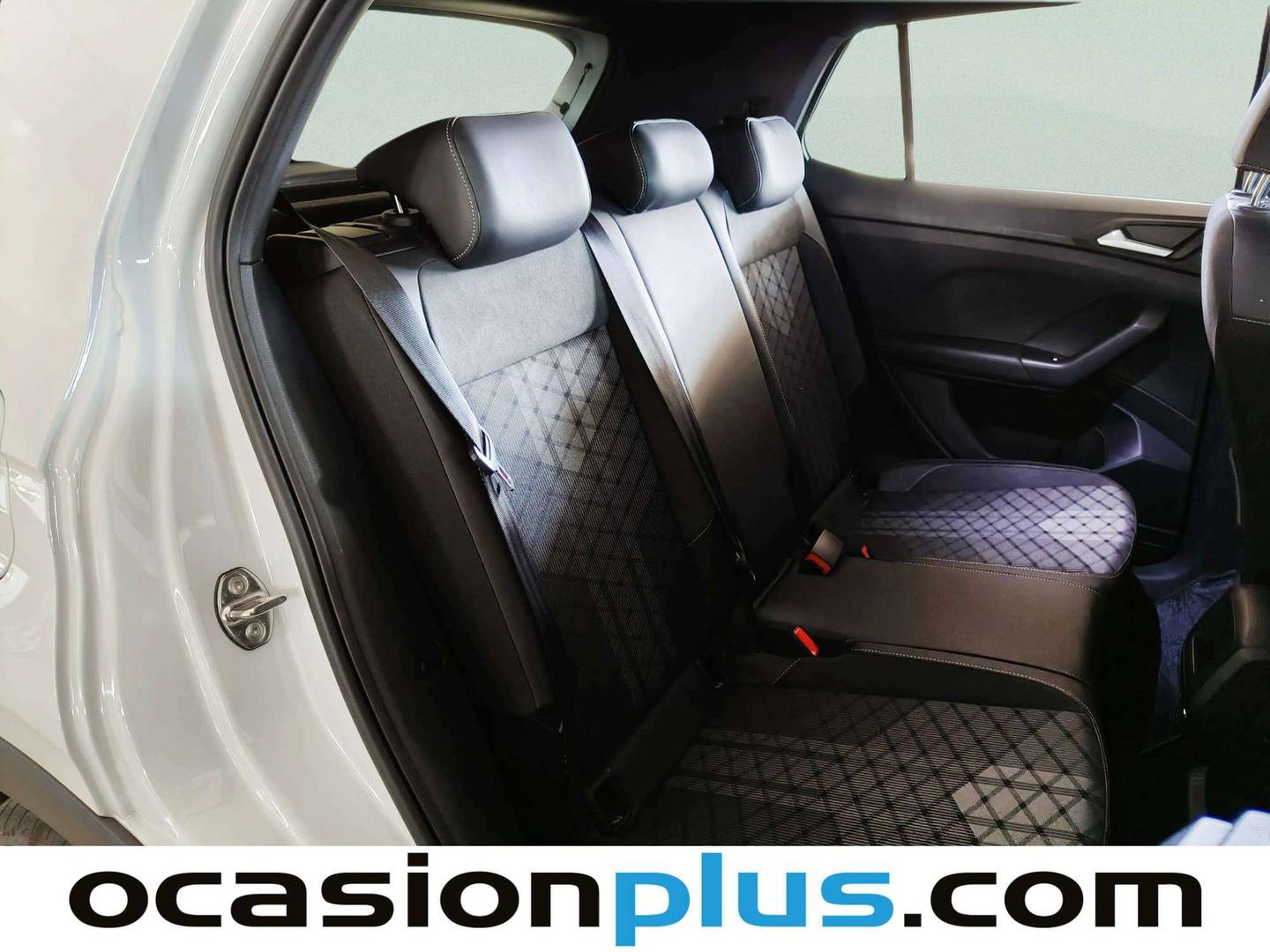 Foto Volkswagen T-Cross Volkswagen T-Cross R-Line 1.0 TSI (116 CV) DSG