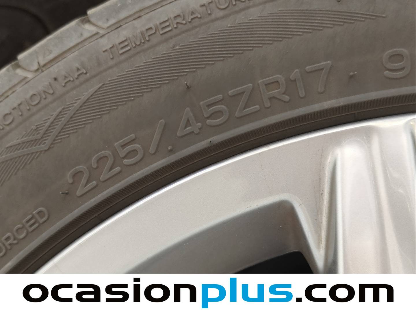 Volkswagen Golf Volkswagen Golf Sport R-Line 1.5 TSI (150 CV) DSG de segunda mano