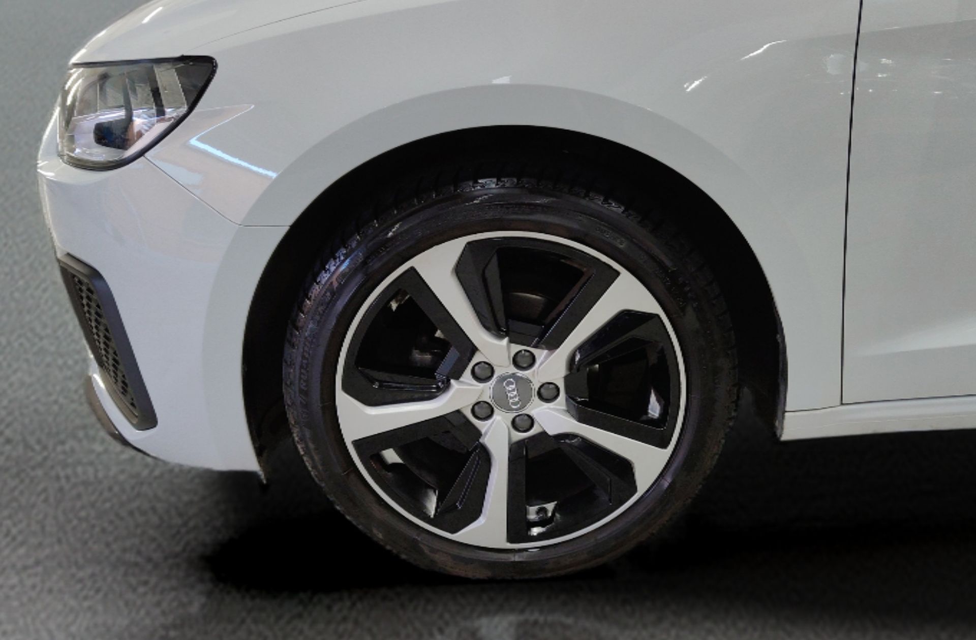 Audi A1 Sportback Advanced 25 TFSI - foto 36