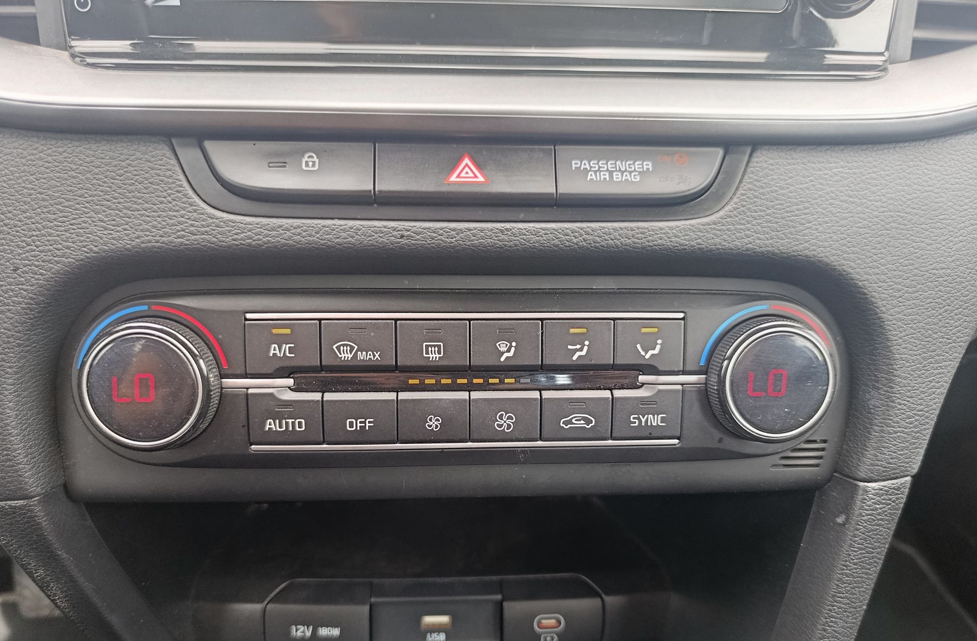 Kia Ceed 1.6 MHEV iMT Drive - foto 34