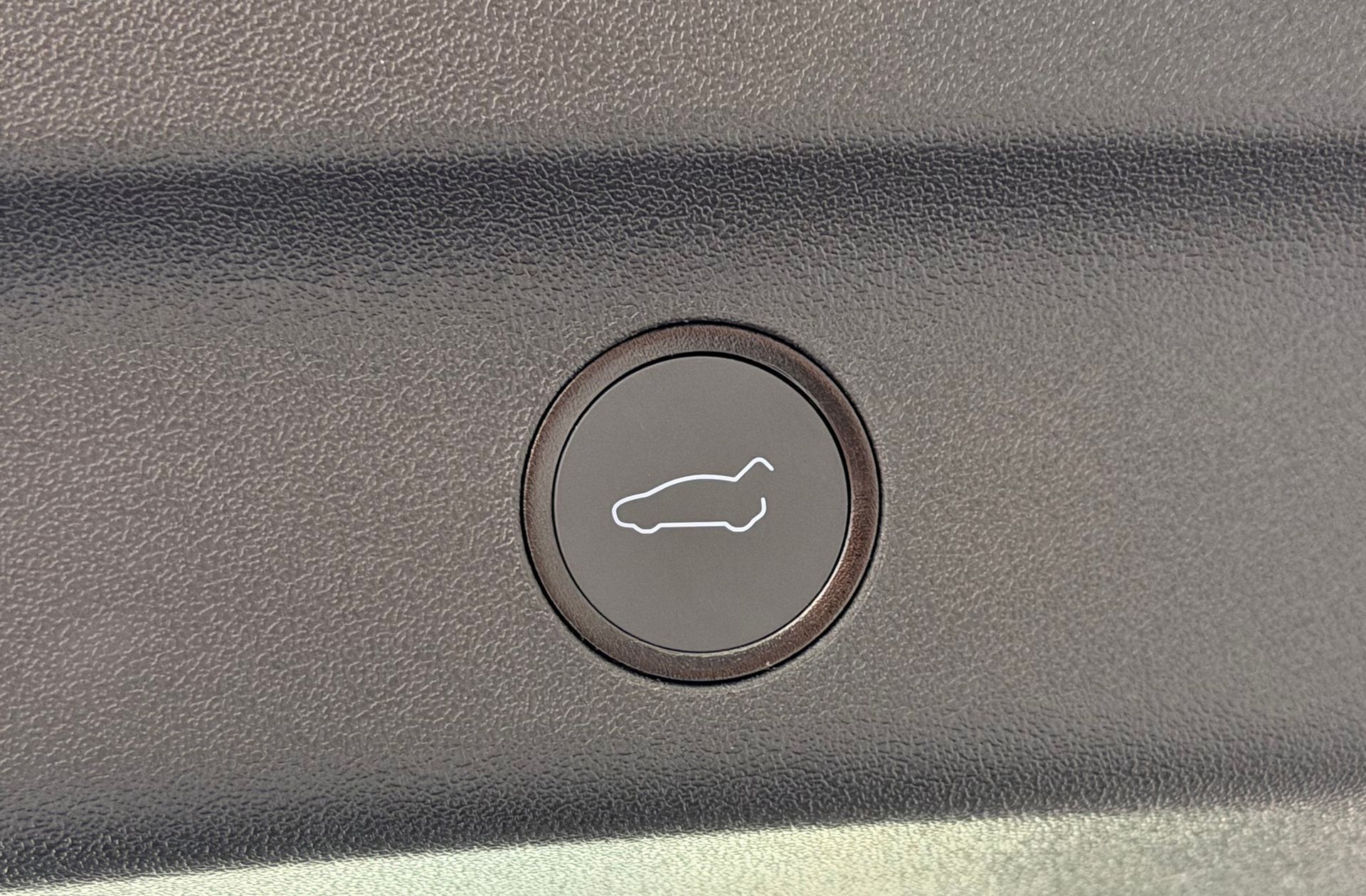 Tesla Model Y Tracción Trasera - foto 17