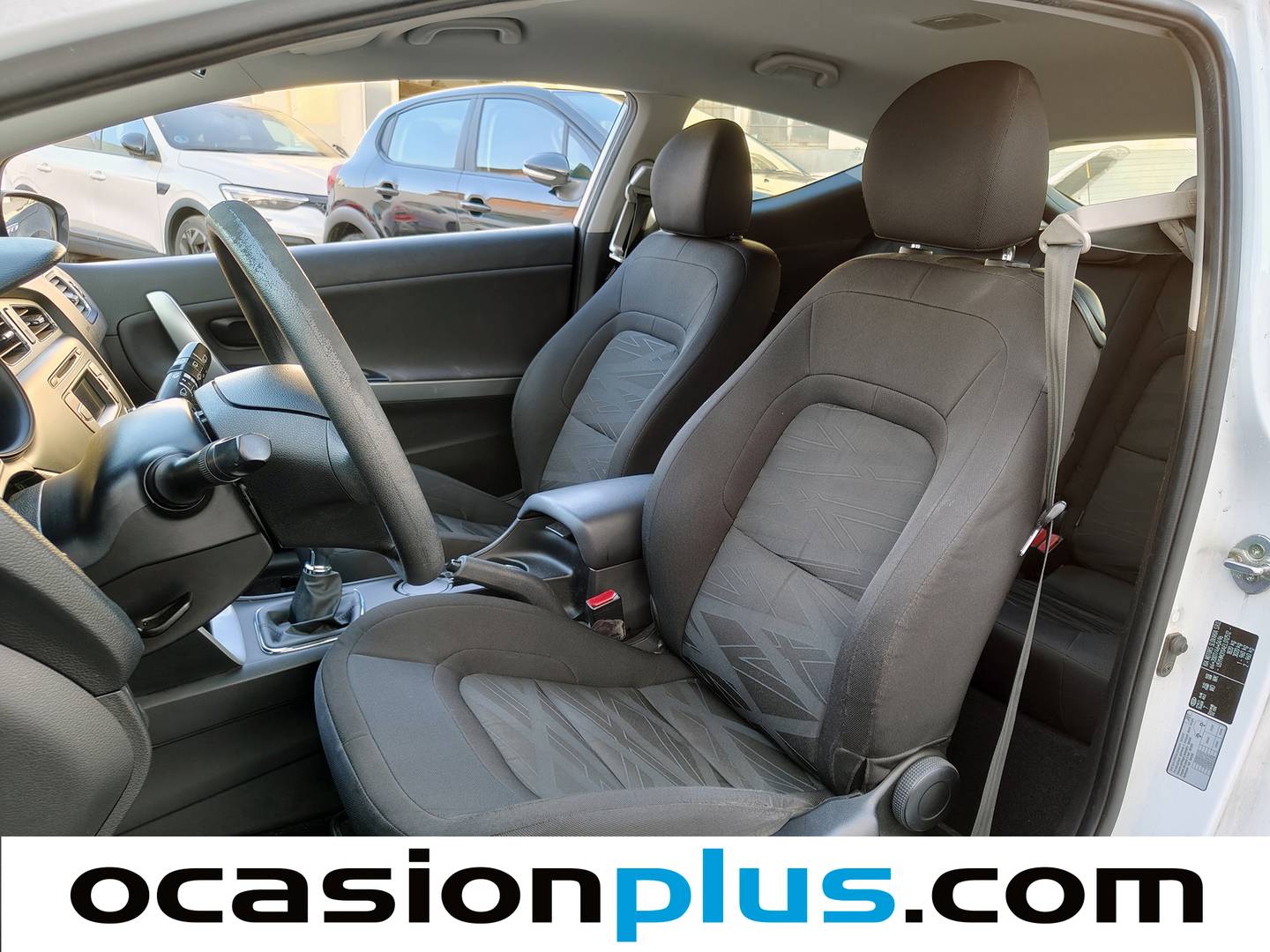 Foto asientos delanteros KIA ProCeed KIA ProCeed 1.4 CVVT Concept (100 CV)