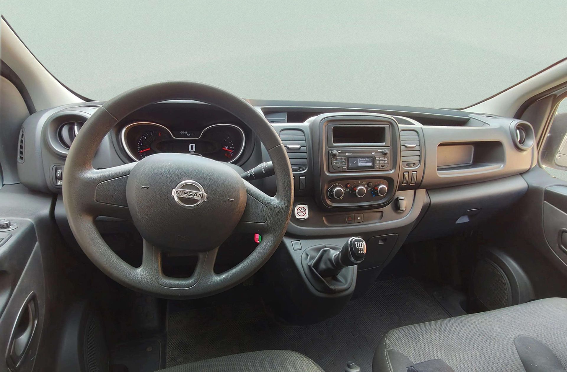 Nissan NV300 Furgon 2.0 dCi Comfort L2H1 - foto 6