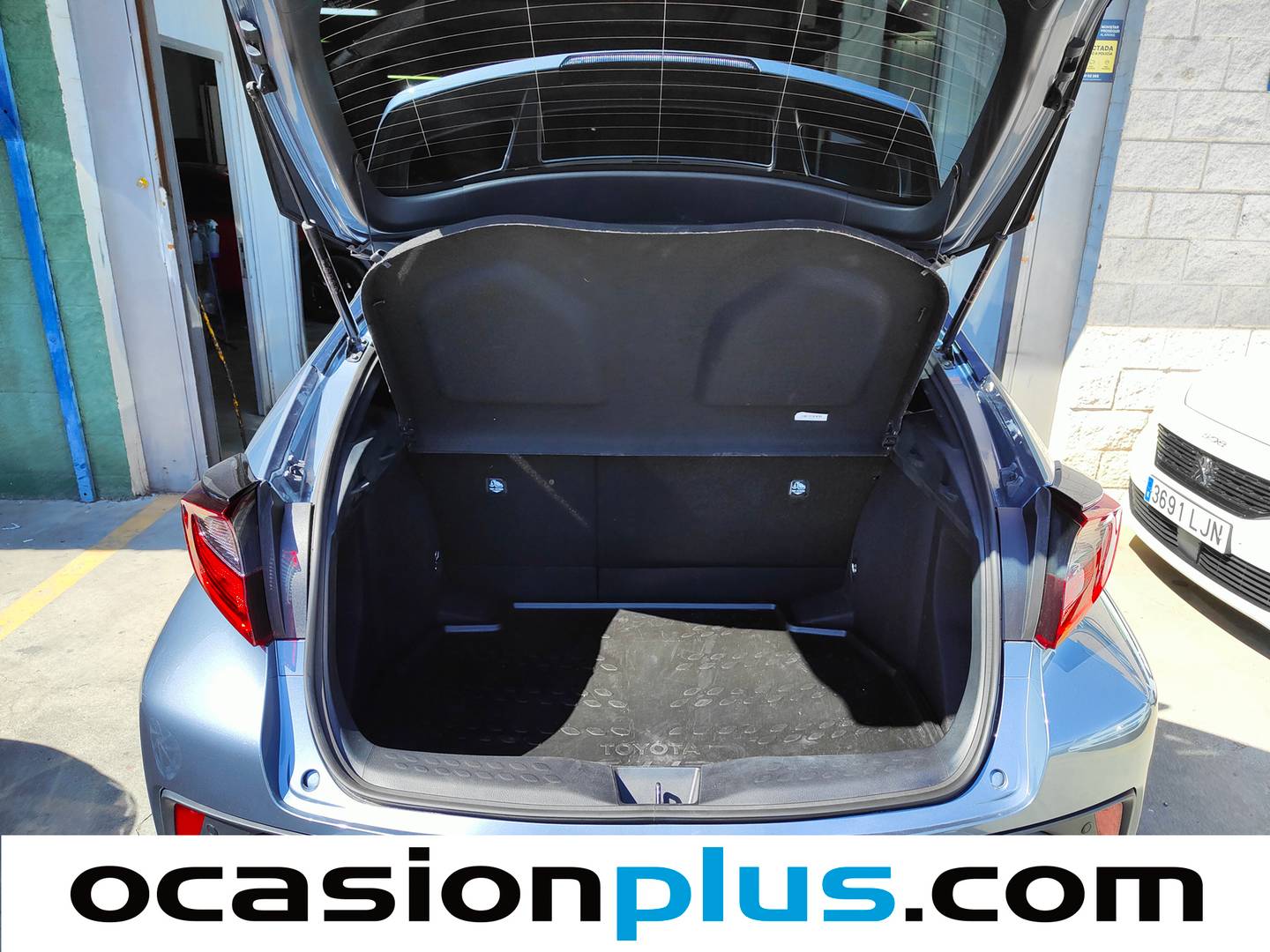 Fotos maletero Toyota C-HR Toyota C-HR 1.8 125H Advance (122 CV)