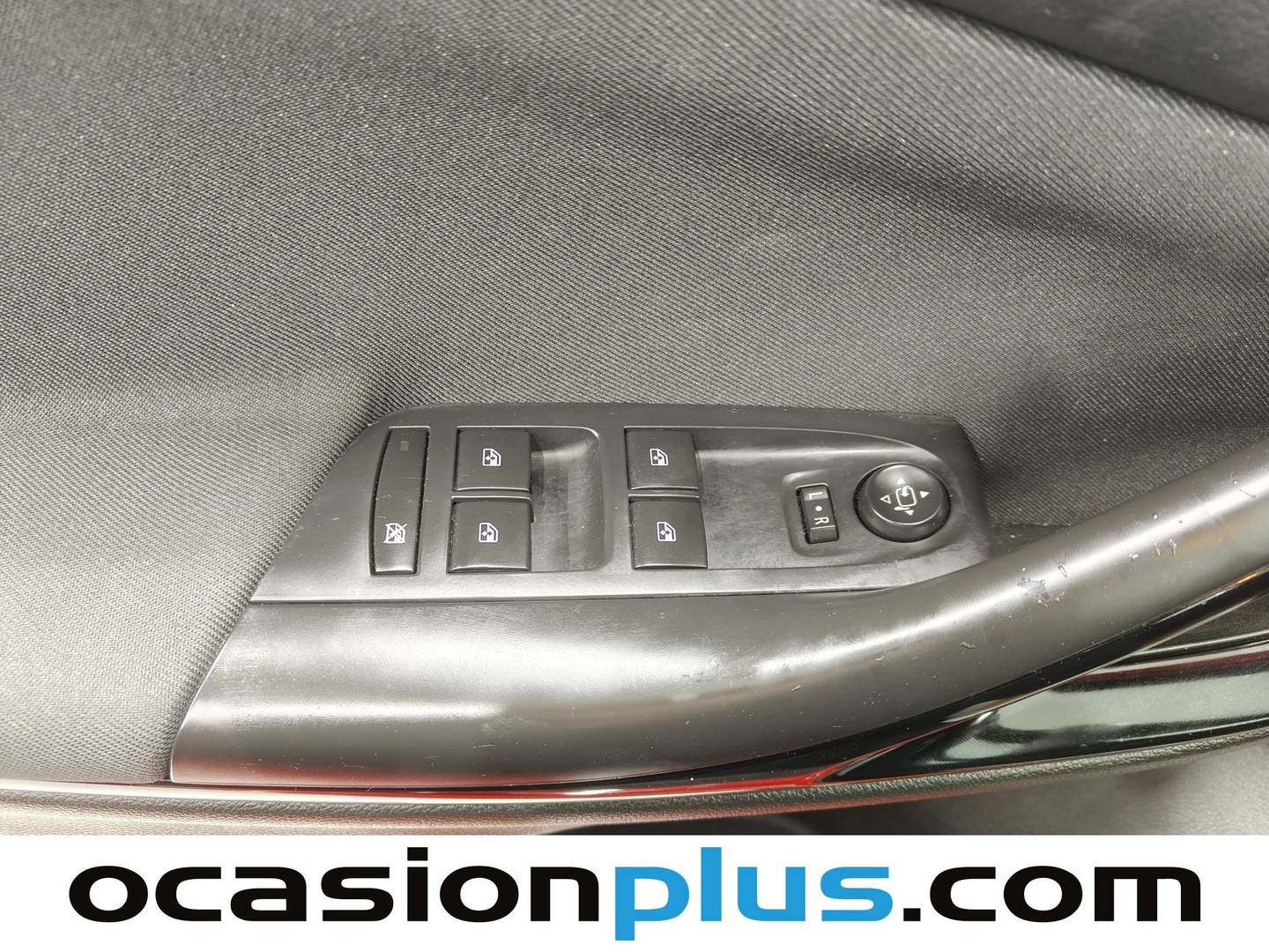 Foto Opel Astra Opel Astra 1.6 CDTi Dynamic (110 CV)