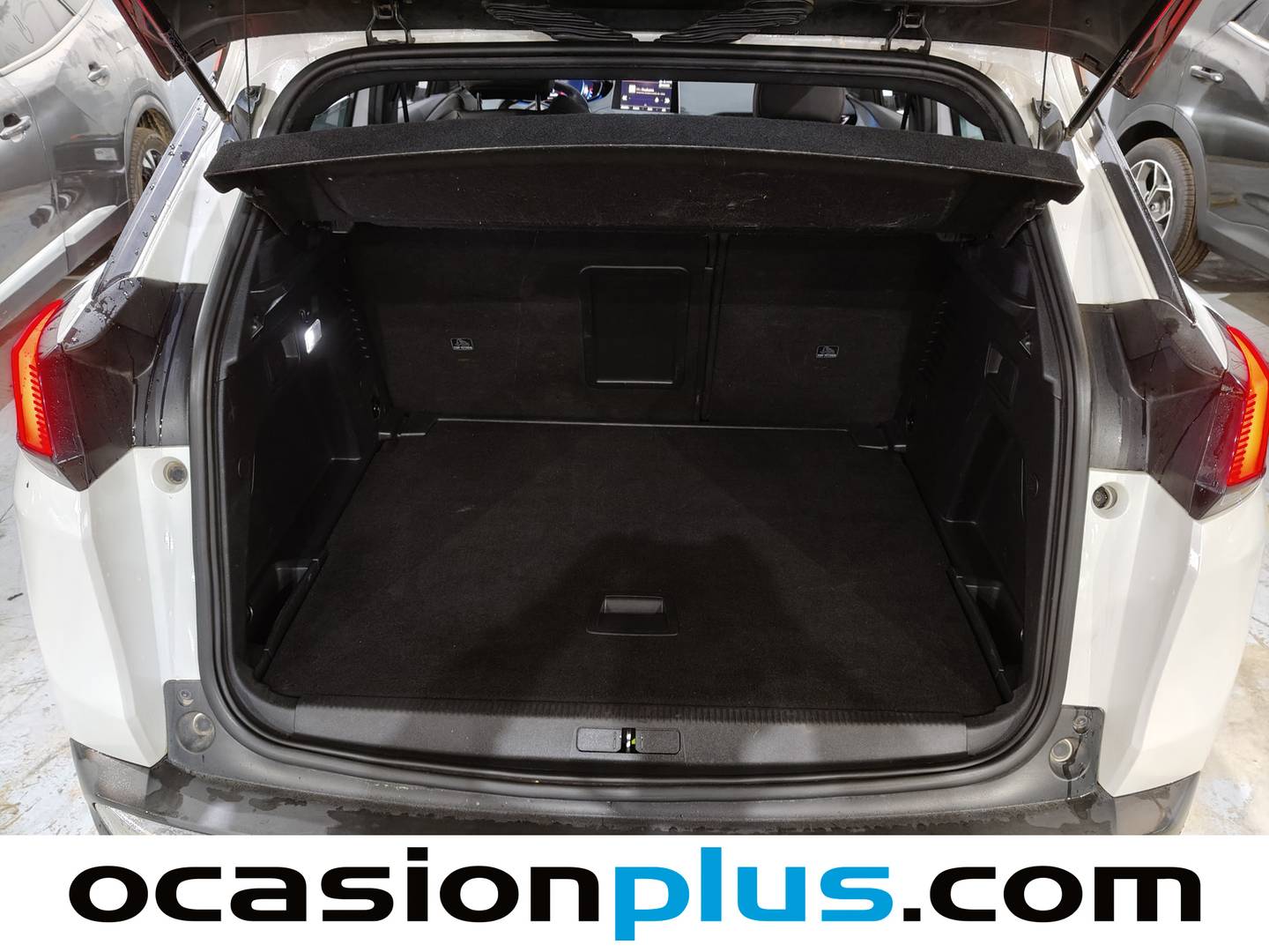 Foto asientos delanteros Peugeot 3008 Peugeot 3008 BlueHDi 120 S&S GT-Line (120 CV)