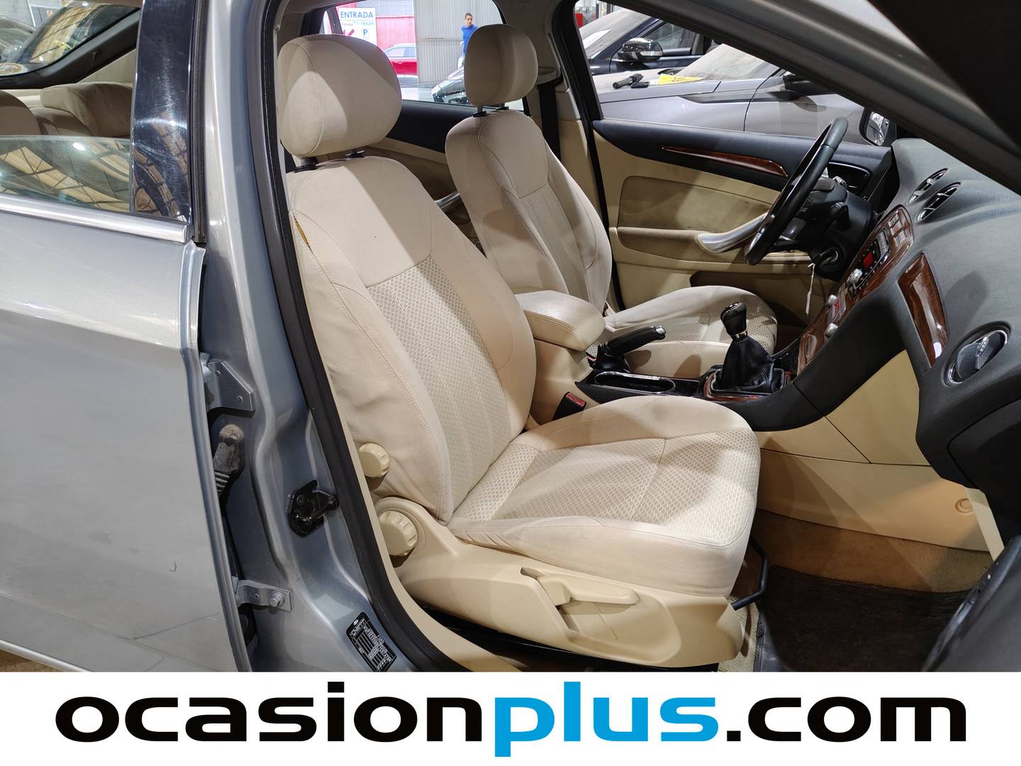 Fotos maletero Ford Mondeo Ford Mondeo 2.0 16v Ghia (145 CV)