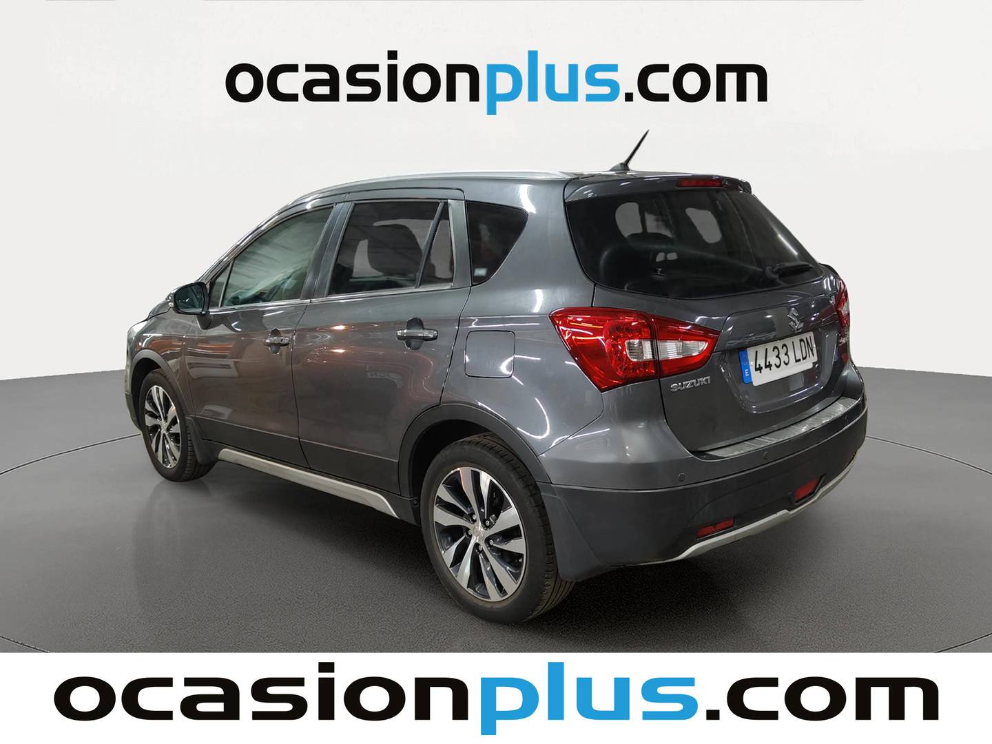 Foto trasera Suzuki S-Cross Suzuki S-Cross 1.4 DITC GLX (140 CV) derecha