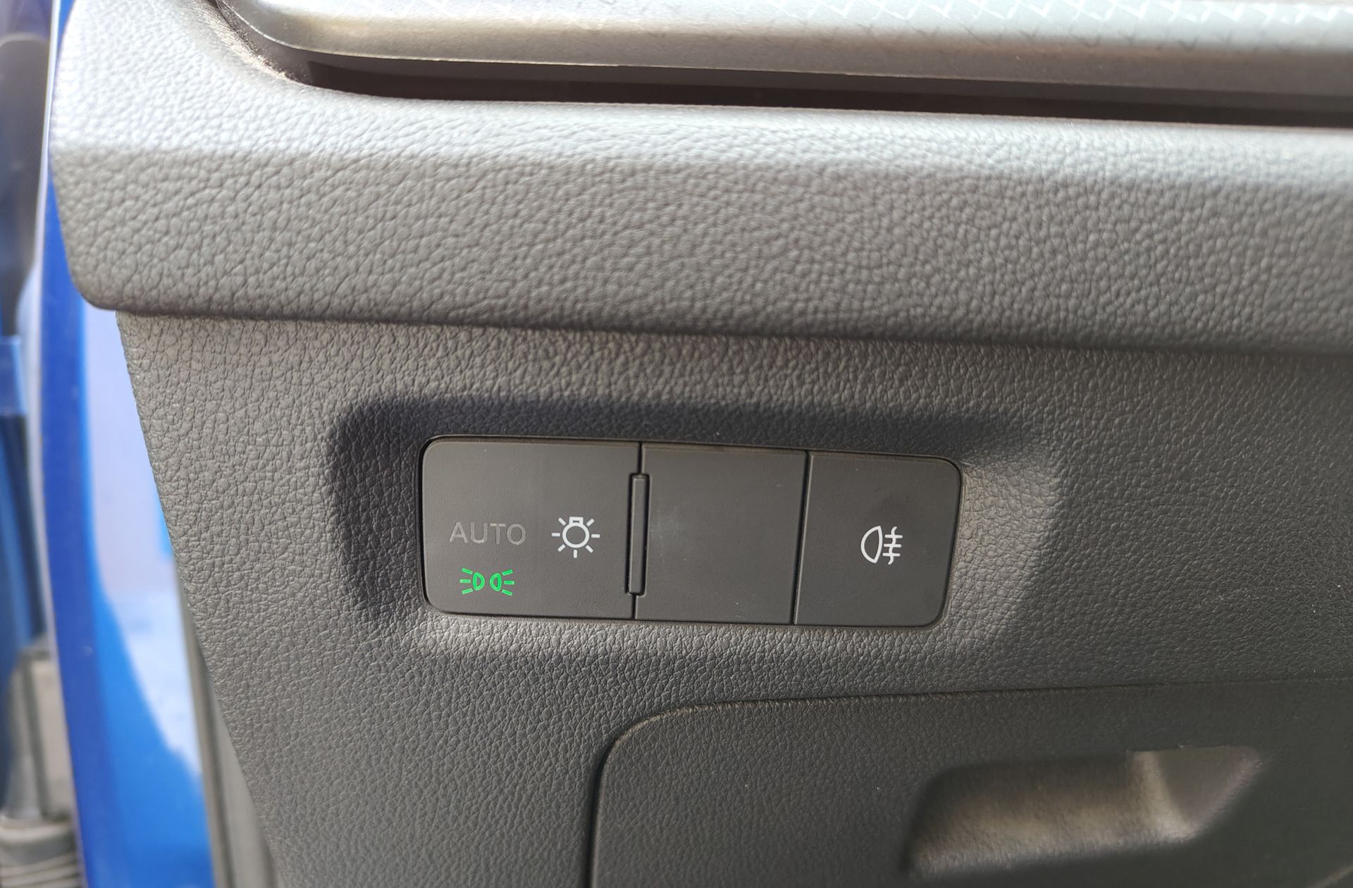 Škoda Octavia 2.0 TDI Ambition - foto 29