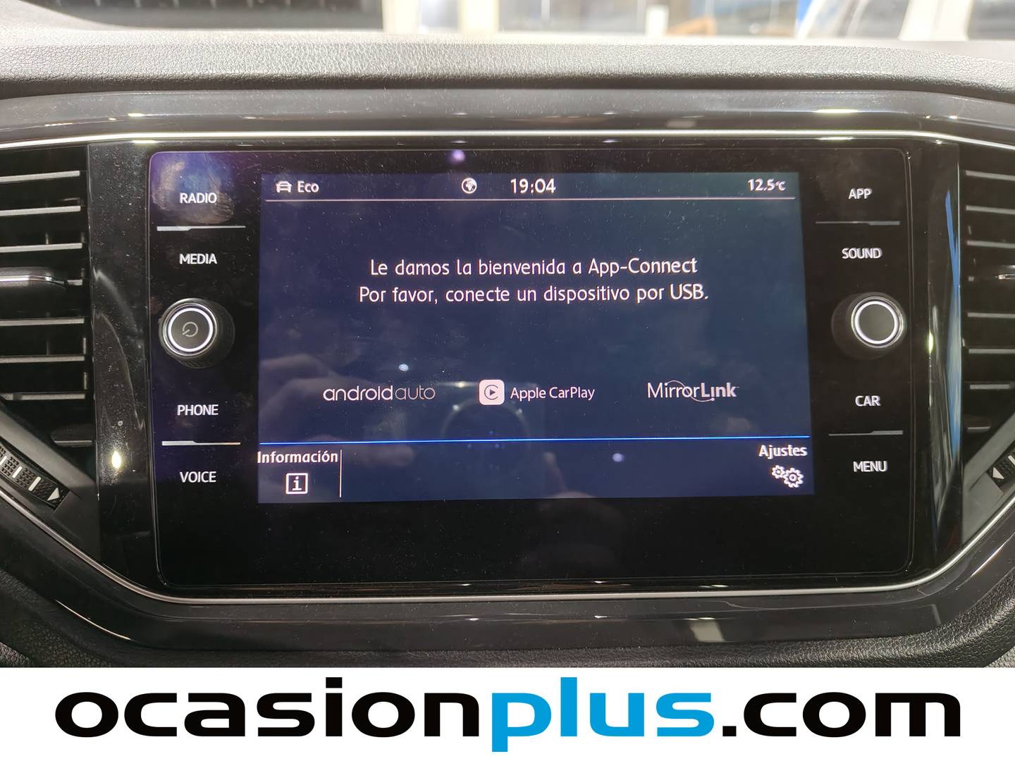 Foto Volkswagen T-Roc Volkswagen T-Roc Sport 2.0 TDI (150 CV)