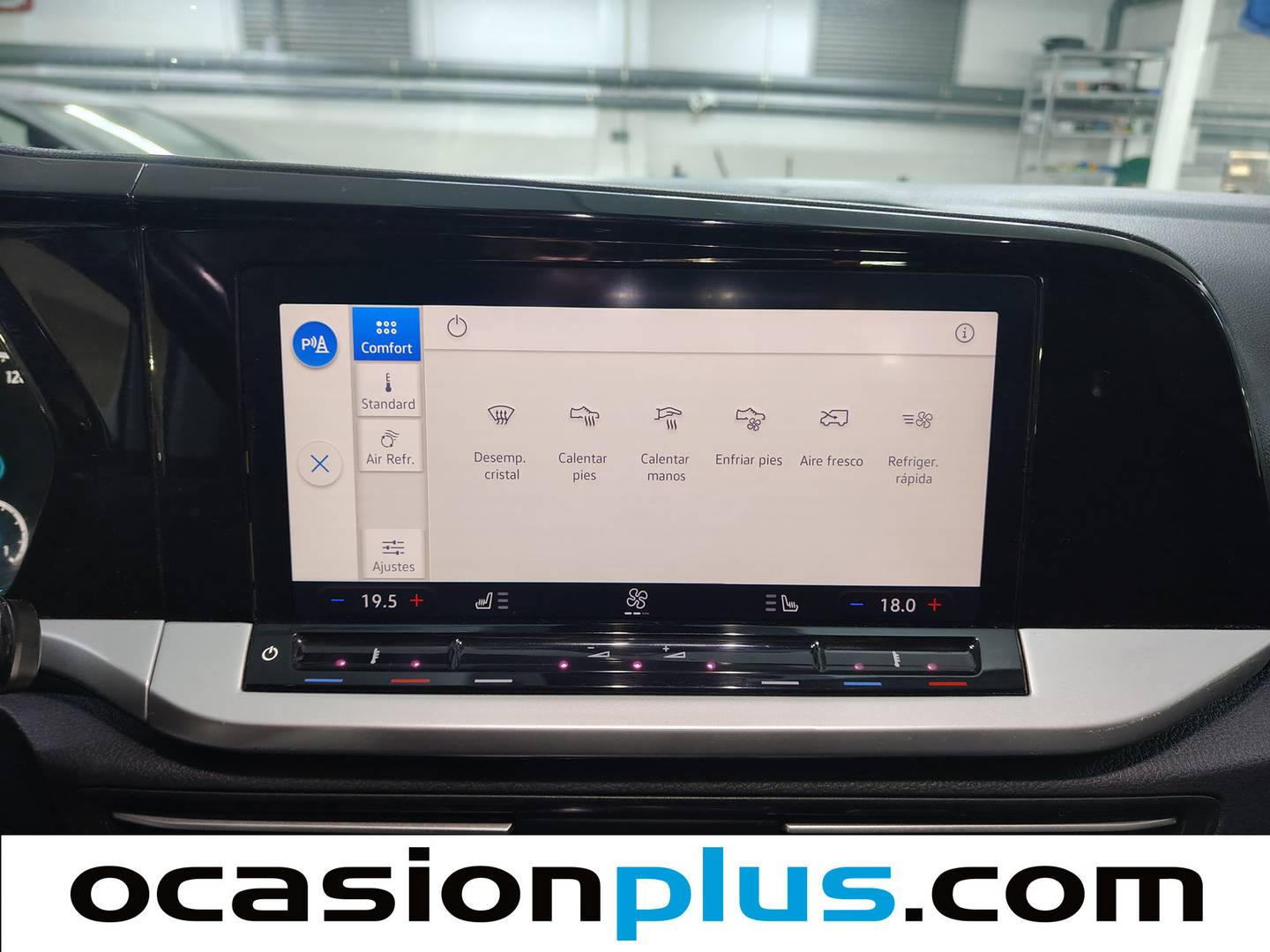 Foto Ford Grand Tourneo Connect Ford Grand Tourneo Connect 1.5 Ecoboost Titanium  (114 CV)