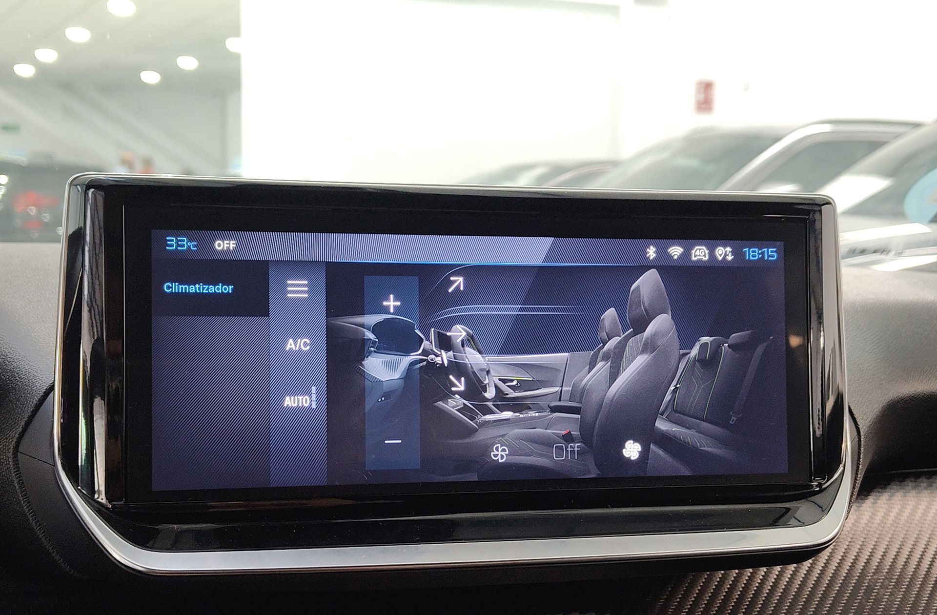 Peugeot 2008 PureTech 100 Allure - foto 33