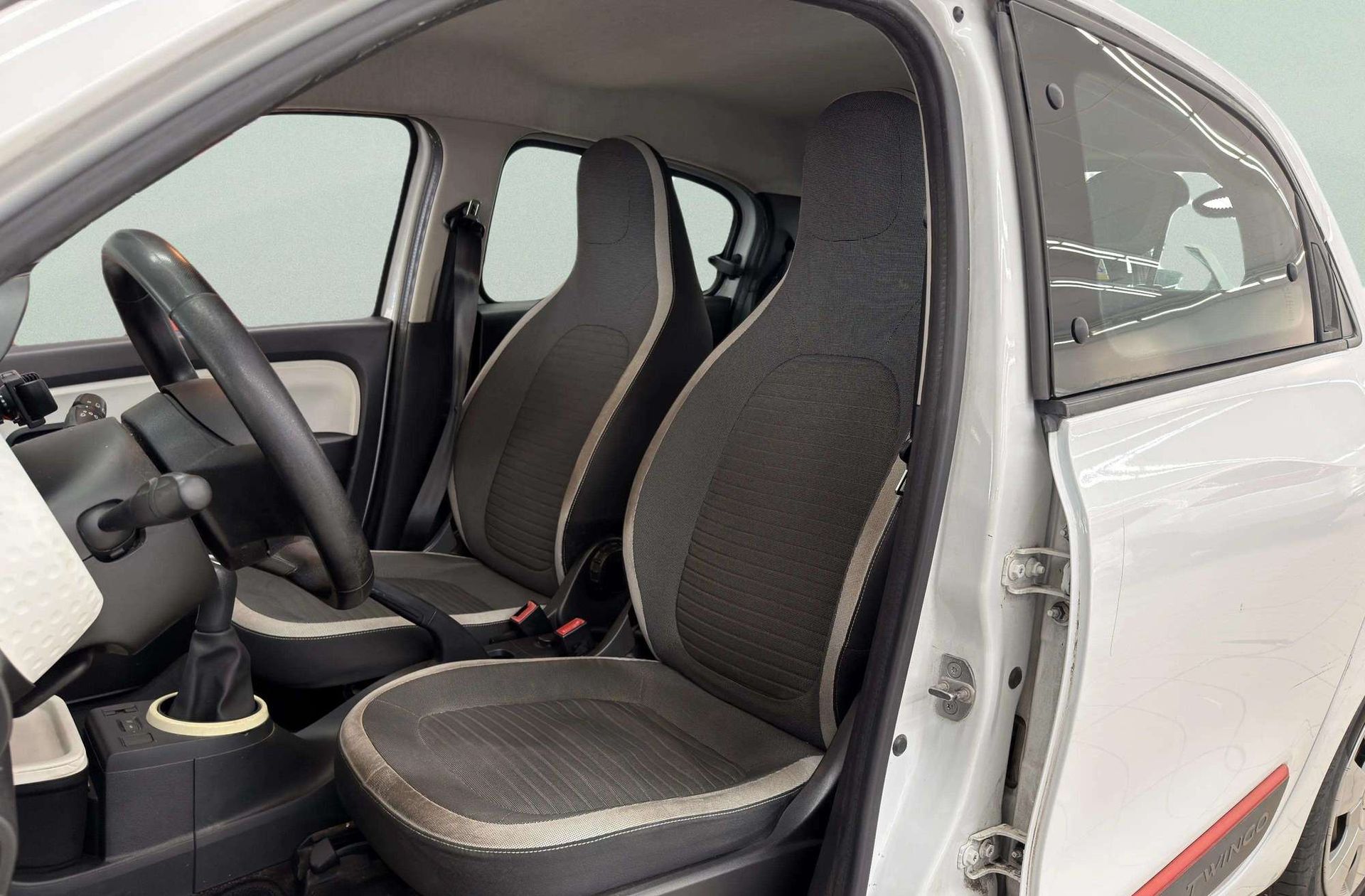 Renault Twingo Intens SCe - foto 10