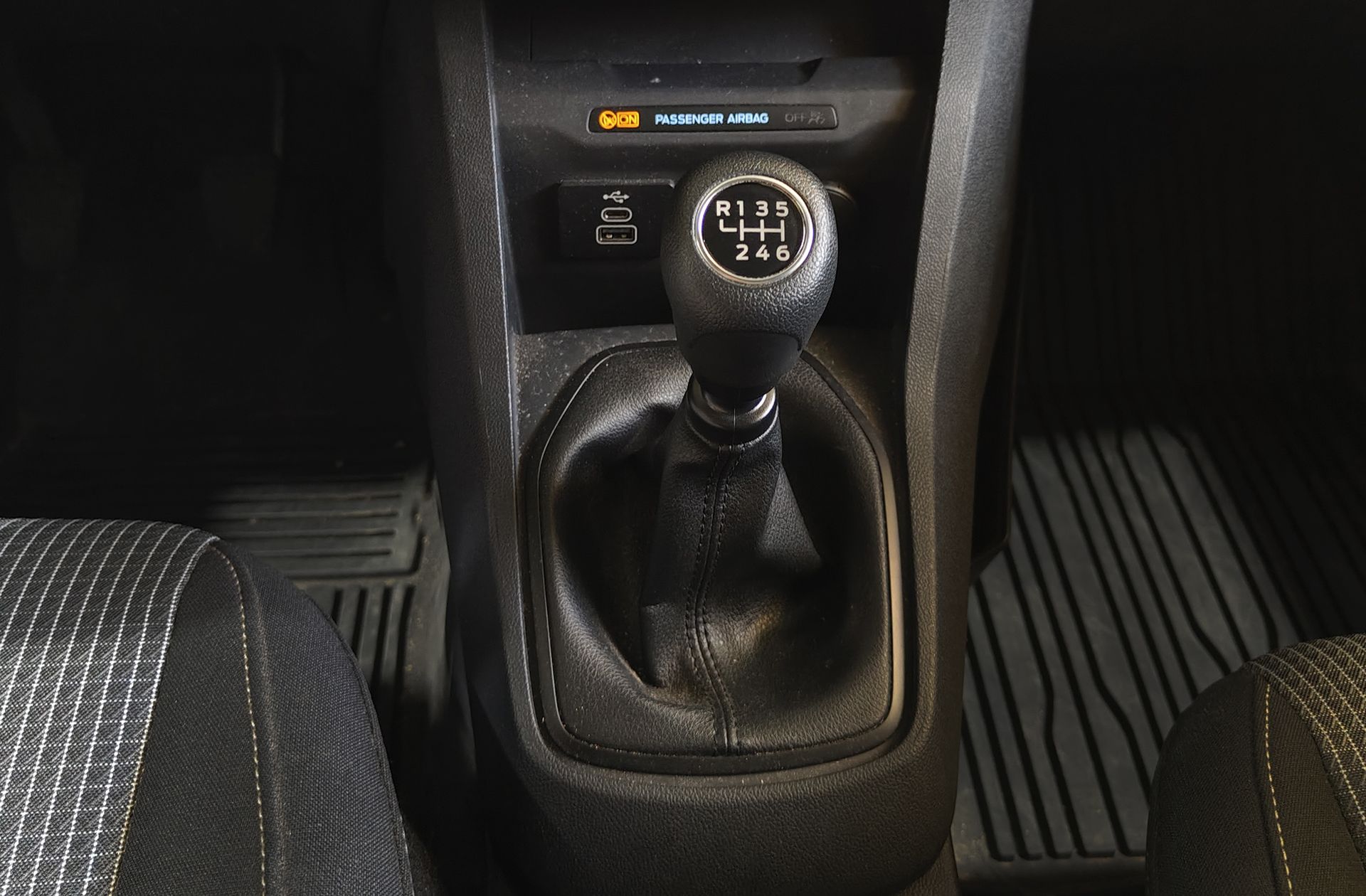 Ford Transit Furgon 1.5 EcoBlue Trend - foto 5