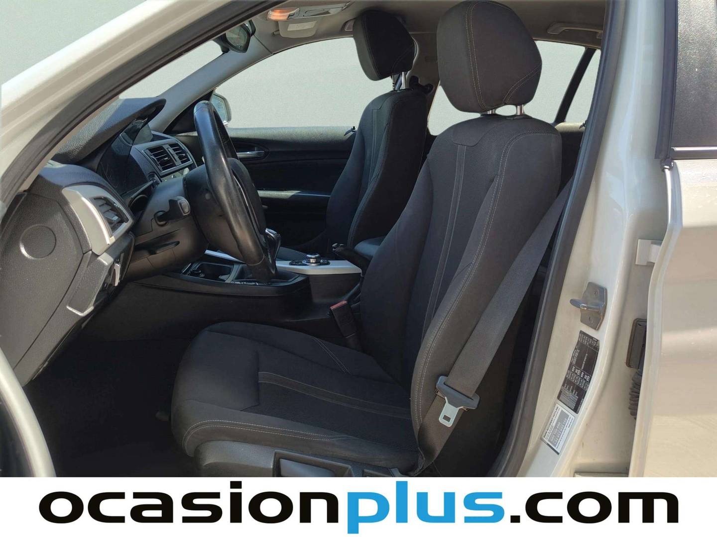 Foto asientos delanteros BMW Serie 1 BMW Serie 1 116d (116 CV)
