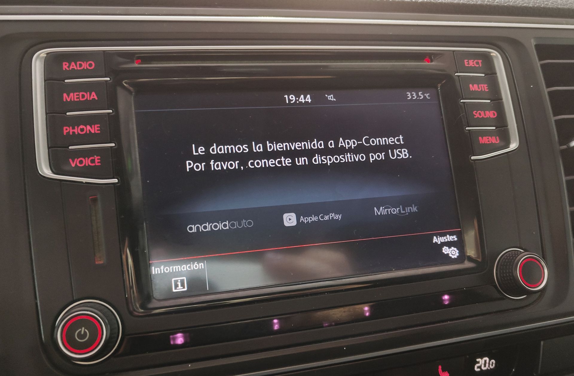 Volkswagen Caravelle Premium Batalla Larga 2.0 TDI BMT DSG - foto 9