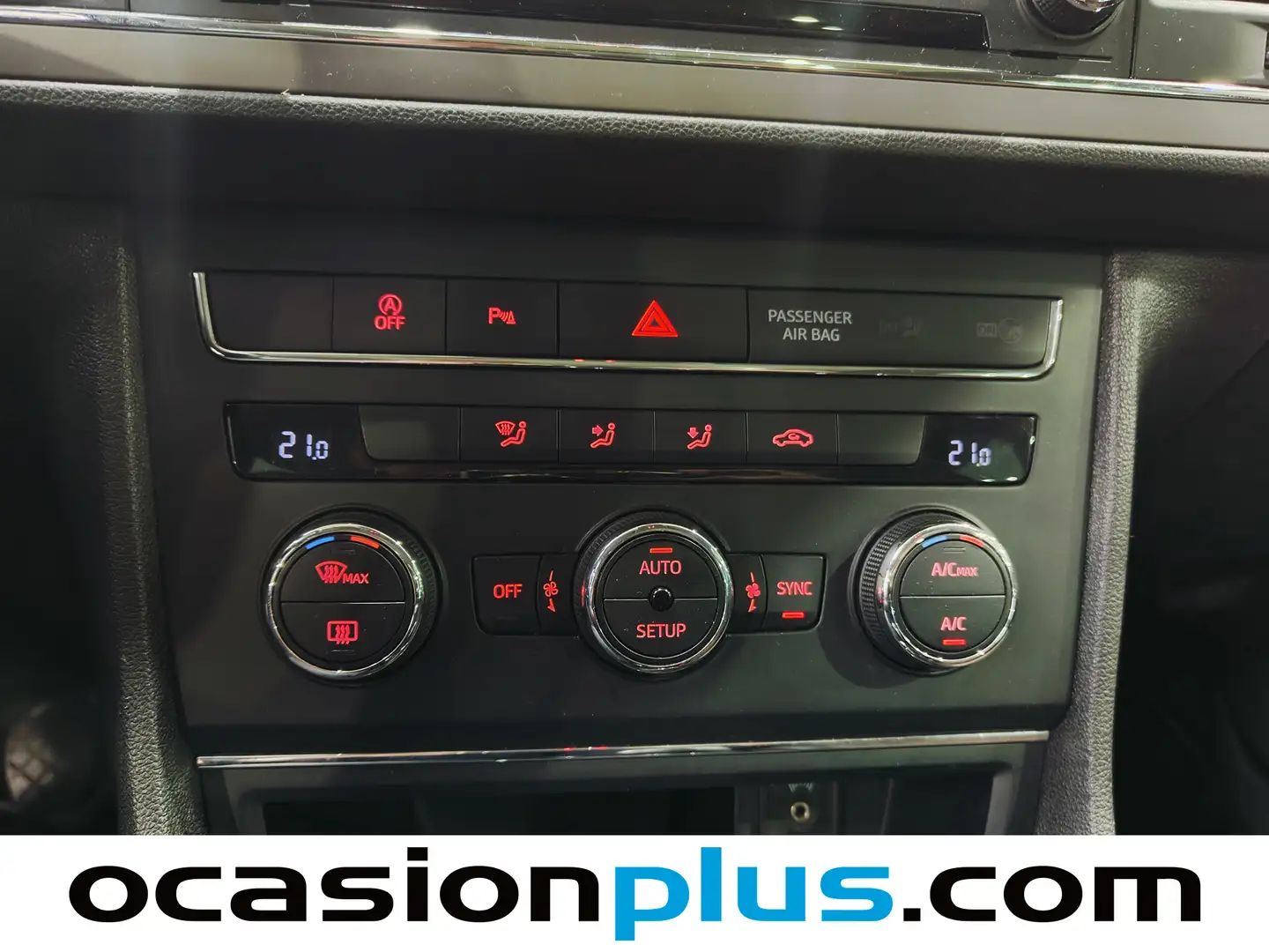 Foto Seat León SEAT Leon Xperience 1.6 TDI S&S X-perience 2Drive  (110 CV)