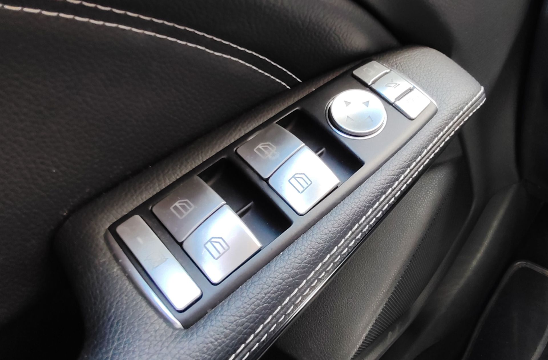 Mercedes-Benz CLA Shooting Brake 200 CDI Urban - foto 29
