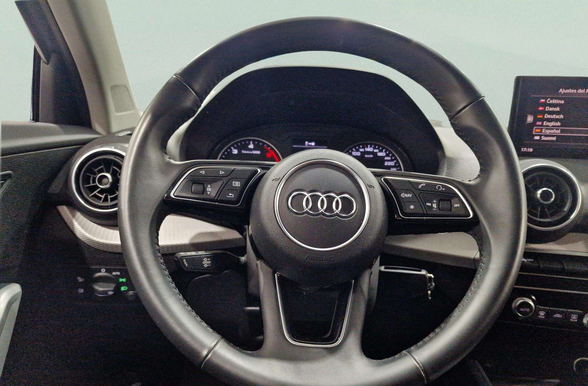 Audi Q2 Advanced 30 TDI S tronic - foto 18