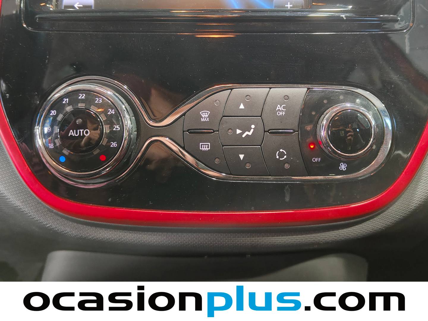 Acabados Renault Captur Renault Captur Helly Hansen TCe (120 CV) EDC