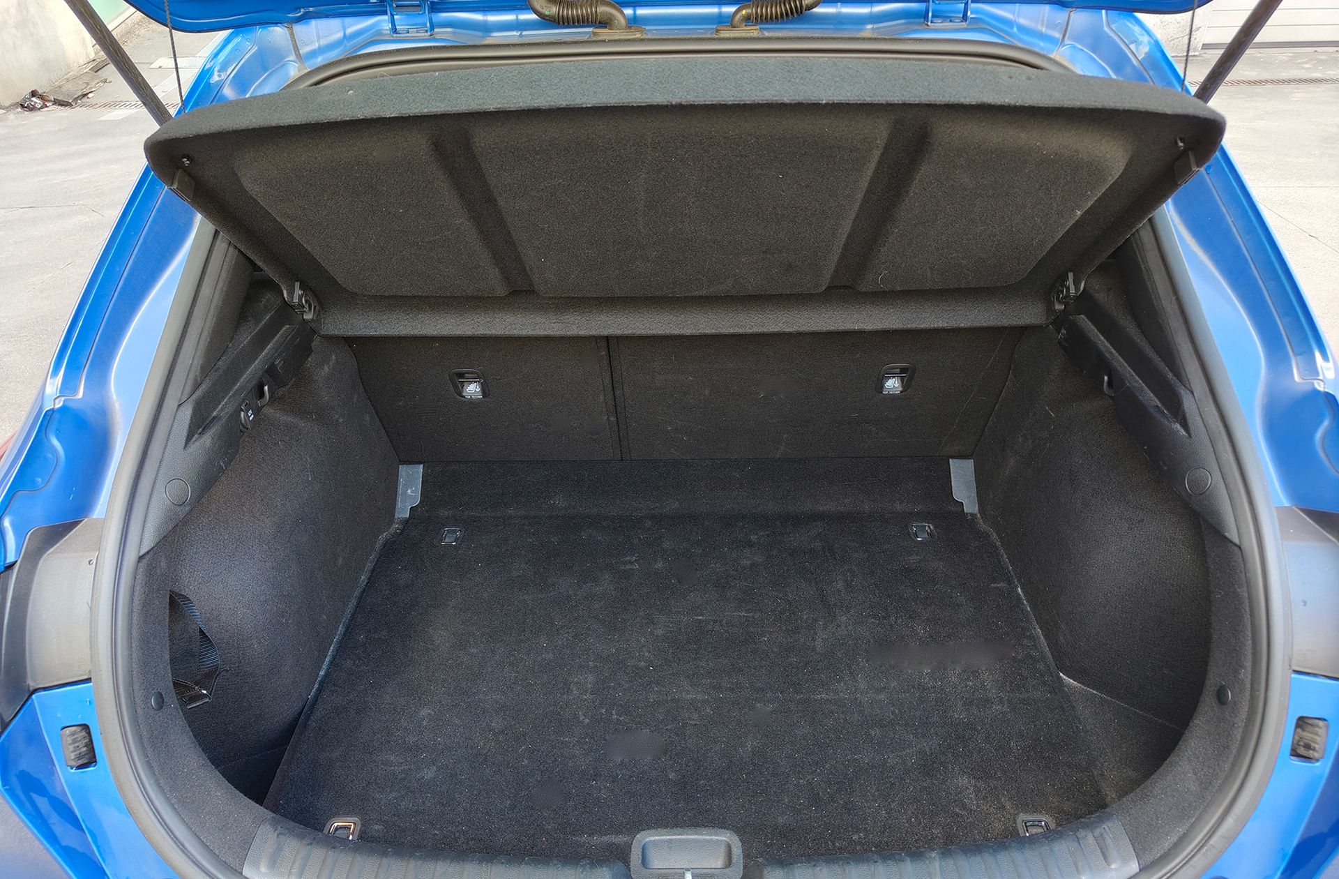 Kia XCeed 1.6 MHEV Emotion DCT - foto 19