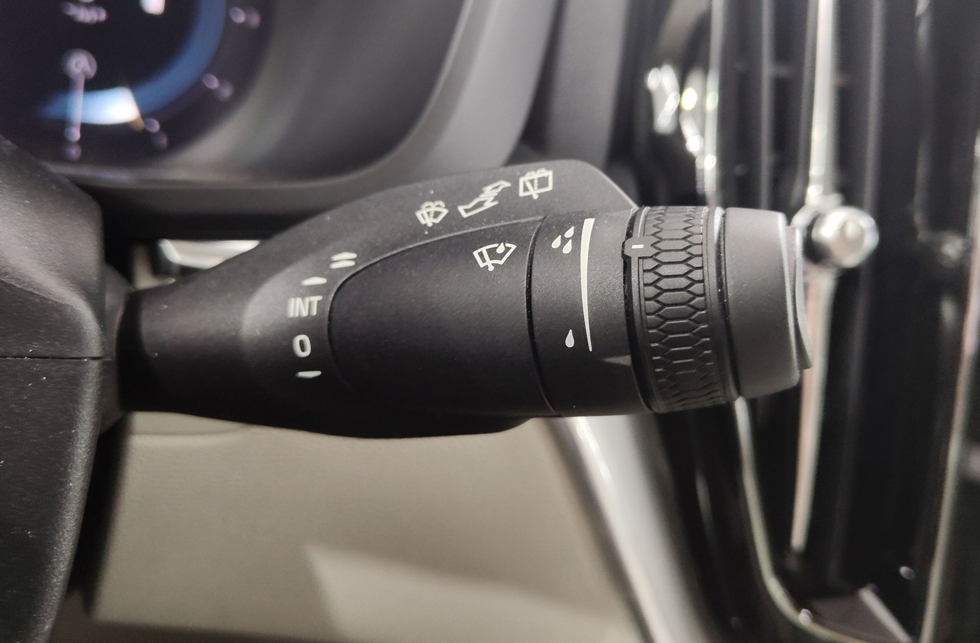 Volvo XC60 B4 D Core - foto 37