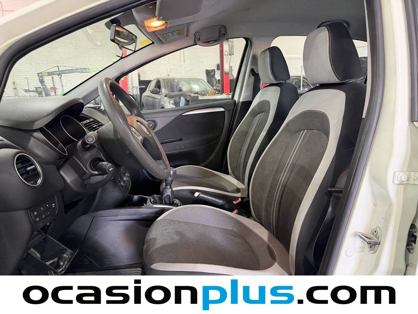 Foto asientos delanteros Fiat Punto Fiat Punto 1.3 Multijet Easy (75 CV)