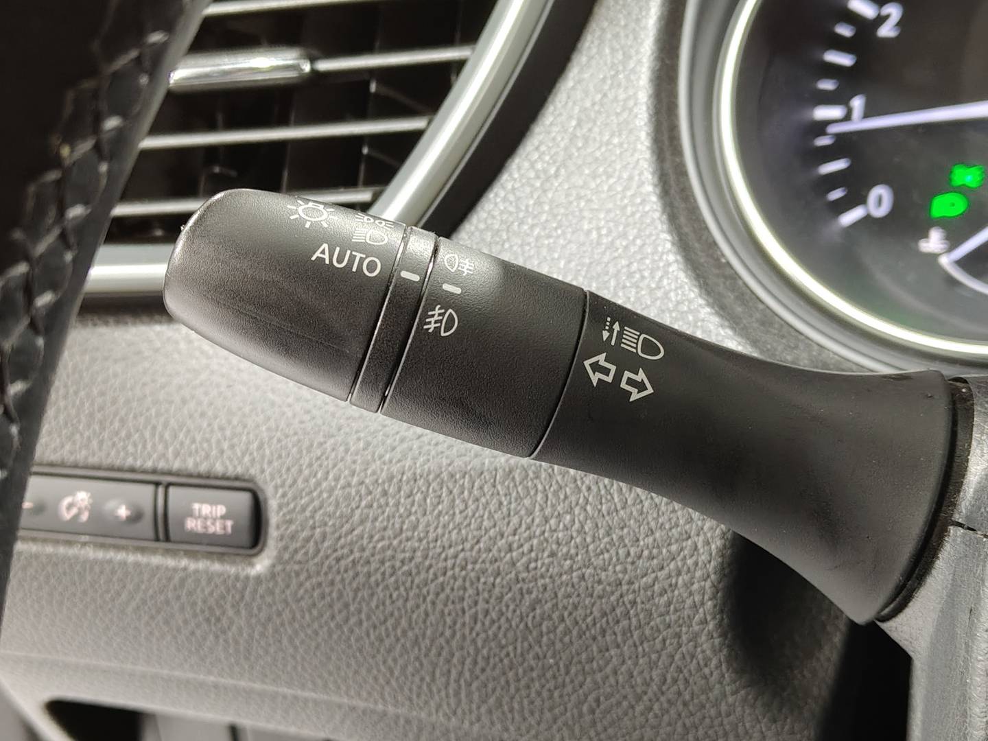 Foto Nissan QASHQAI Nissan Qashqai DIG-T 140 Acenta 4x2 (140 CV)