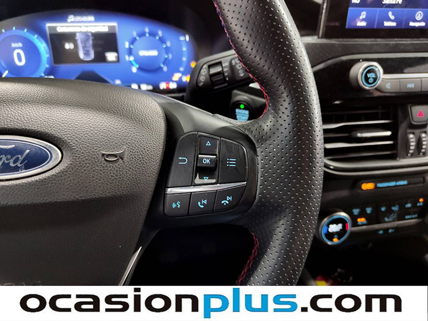 Foto Ford Kuga Ford Kuga 1.5 EcoBlue ST-Line (120 CV)