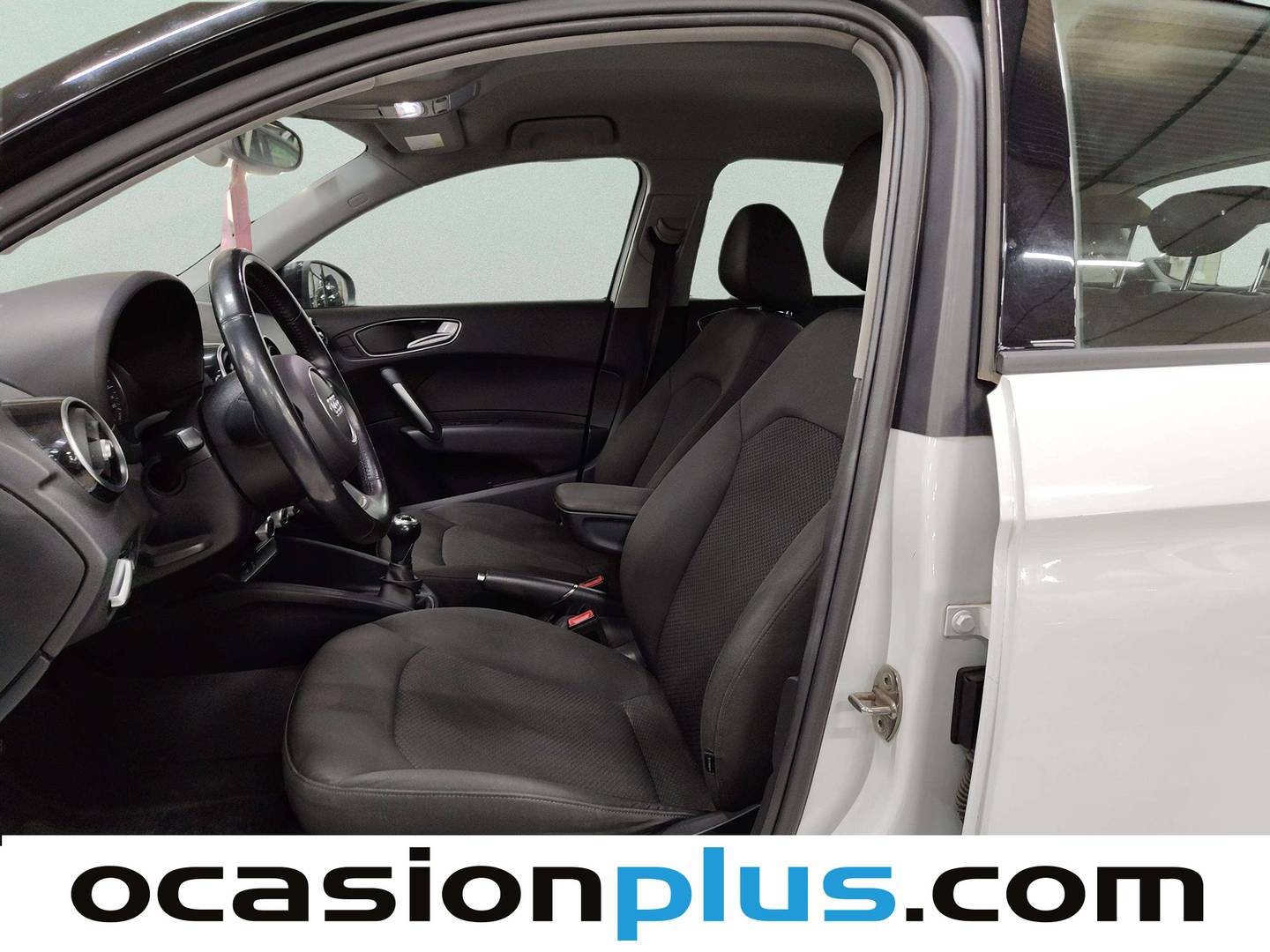 Foto asientos delanteros Audi A1 Audi A1 Sportback Adrenalin 1.6 TDI (116 CV) Pack S-line