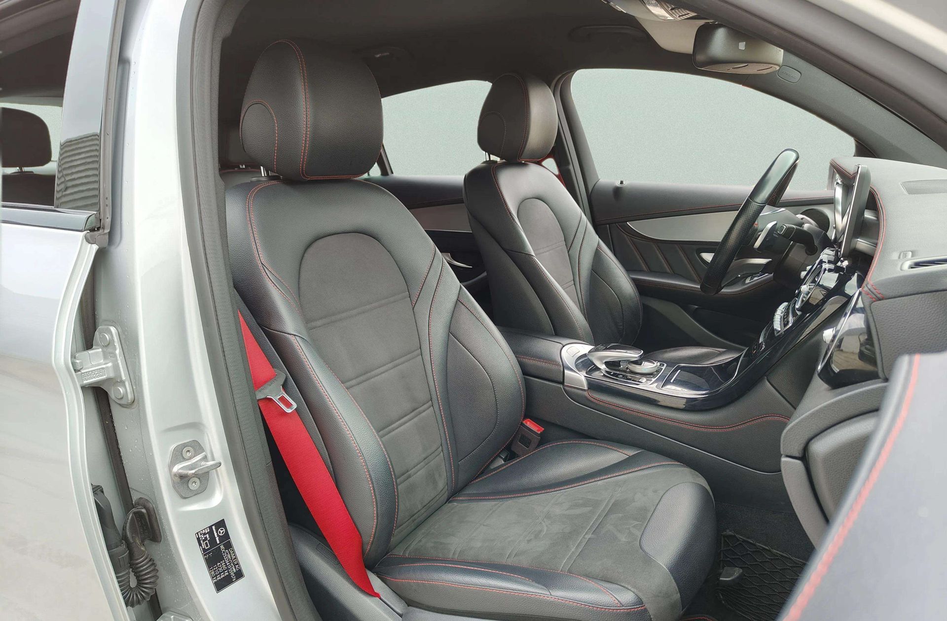 Mercedes-Benz GLC AMG 43 4Matic - foto 21