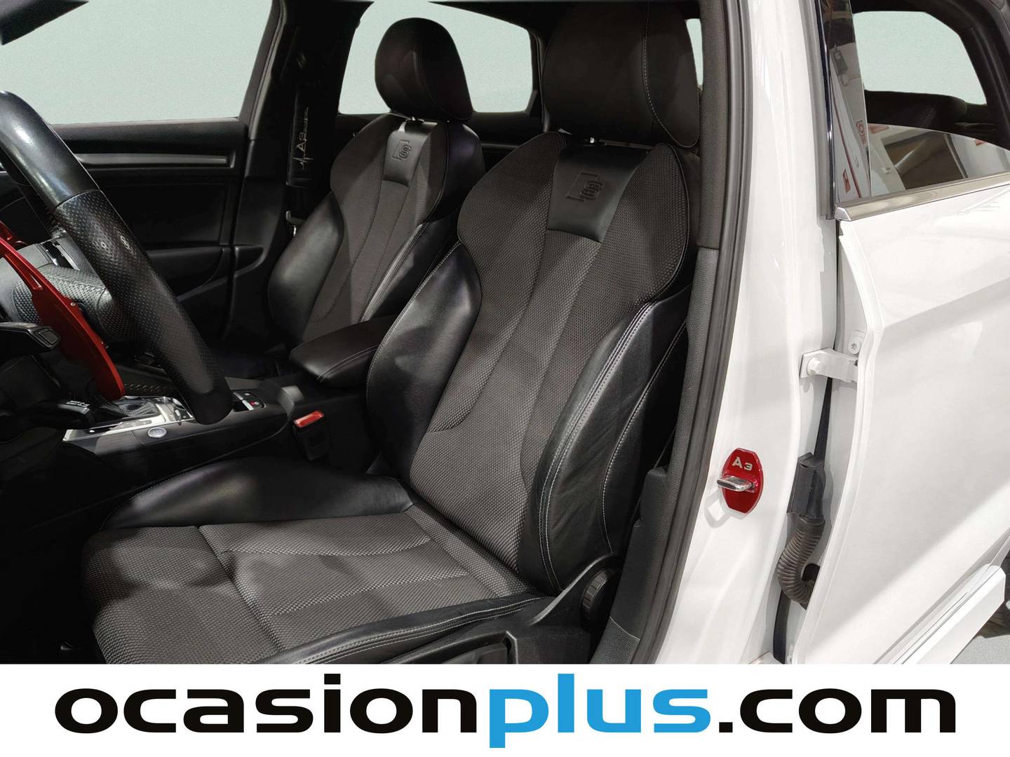 Foto asientos delanteros Audi A3 Audi A3 Sedan 1.5 TFSI COD EVO S line S-Tronic (150 CV)