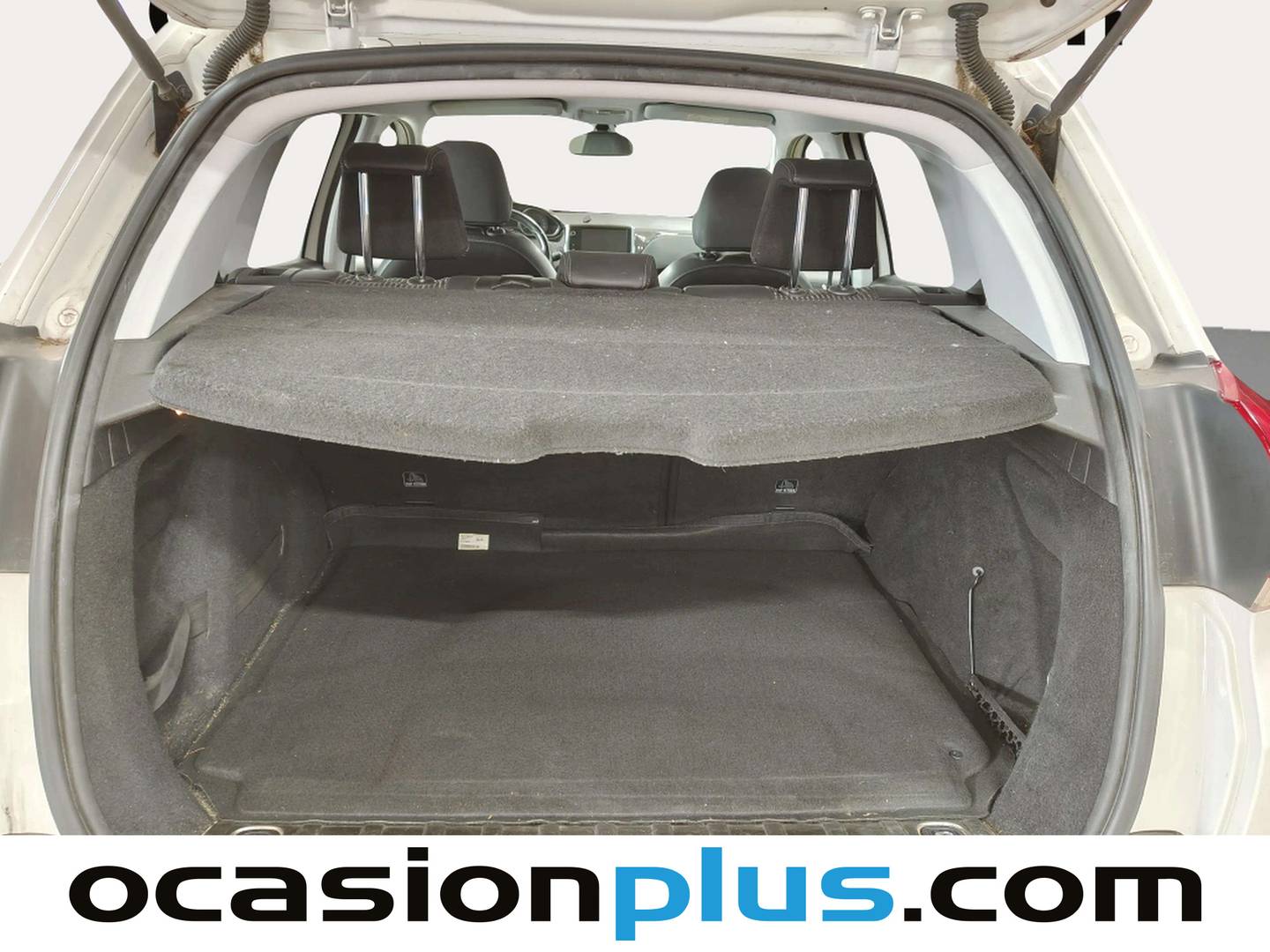 Foto Peugeot 2008 Peugeot 2008 BlueHDi 100 Allure (100 CV)