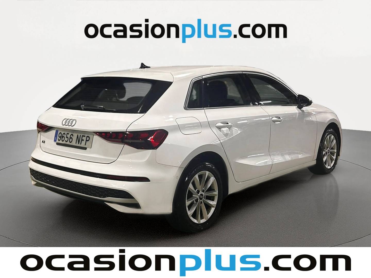 Foto trasera Audi A3 Audi A3 Sportback Advanced TFSI (116 CV) S tronic derecha
