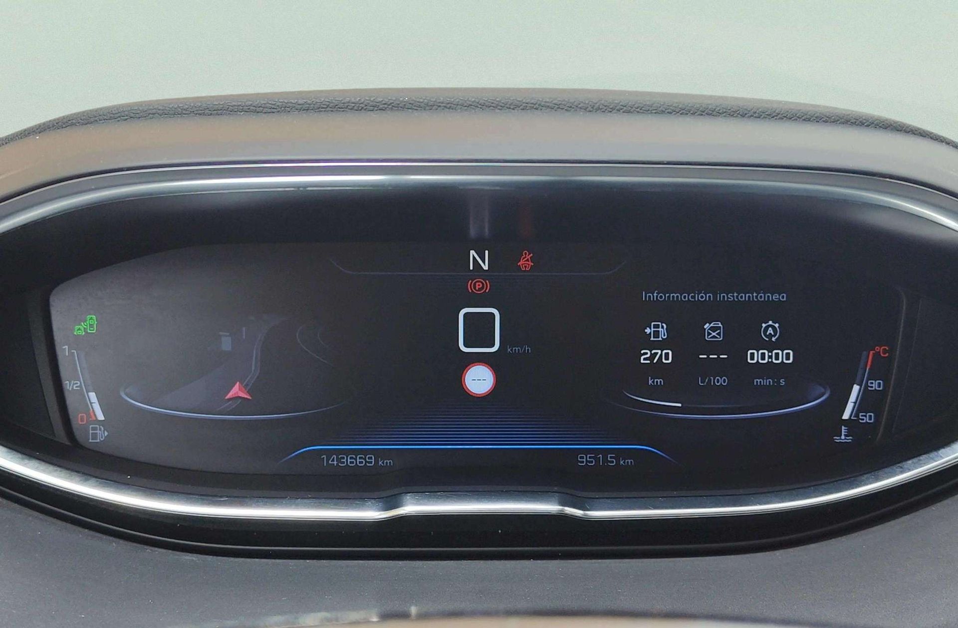 Peugeot 5008 BlueHDi 130 Allure EAT8 7 plazas - foto 29