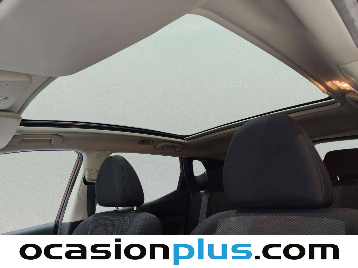 Extras y acabados del Nissan QASHQAI Nissan Qashqai 1.5 dCi S&S 360 4x2 (110 CV)