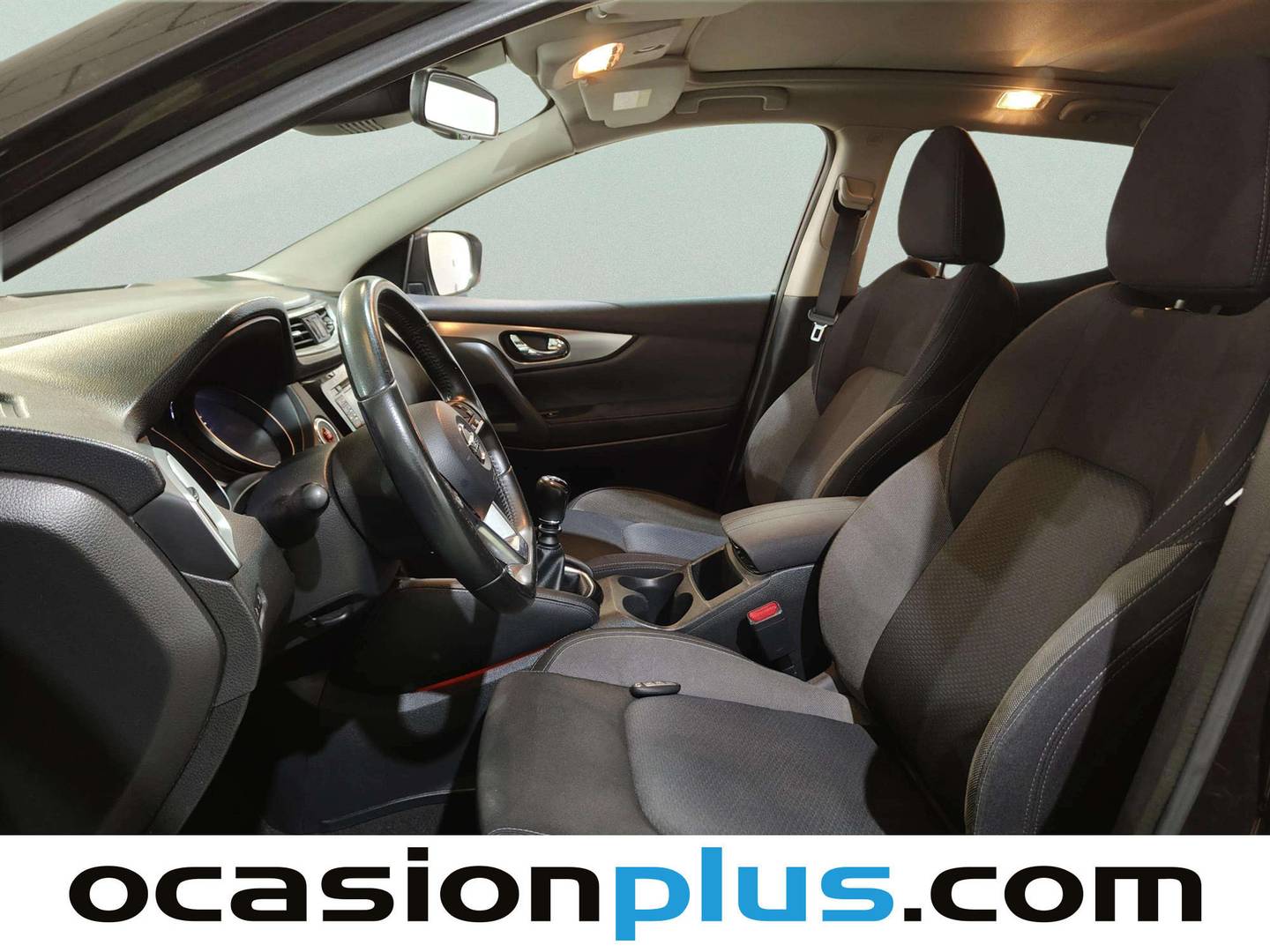Foto asientos delanteros Nissan QASHQAI Nissan Qashqai DIG-T 115 N-Connecta 4x2 (115 CV)
