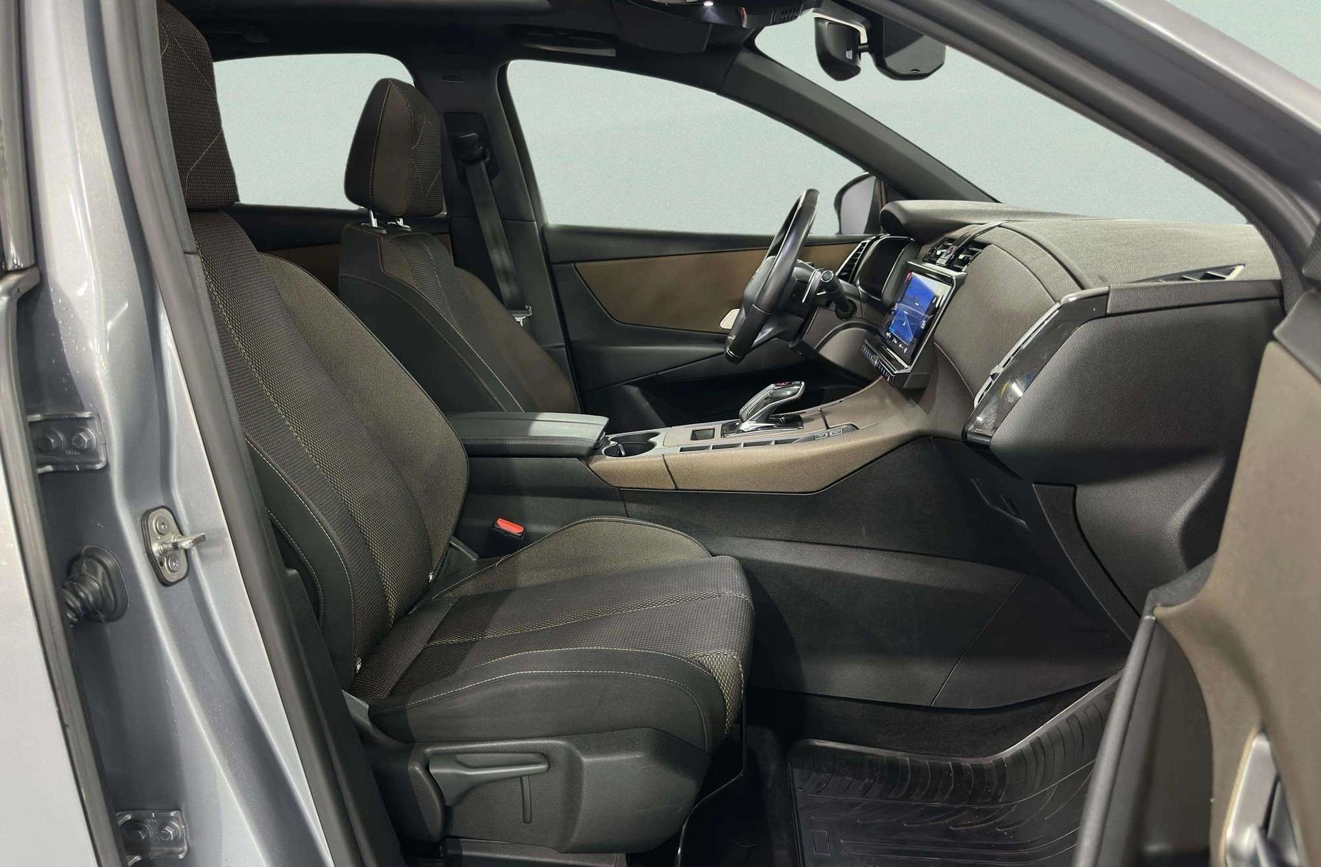 DS 7 Crossback BlueHDi 180 So Chic - foto 22