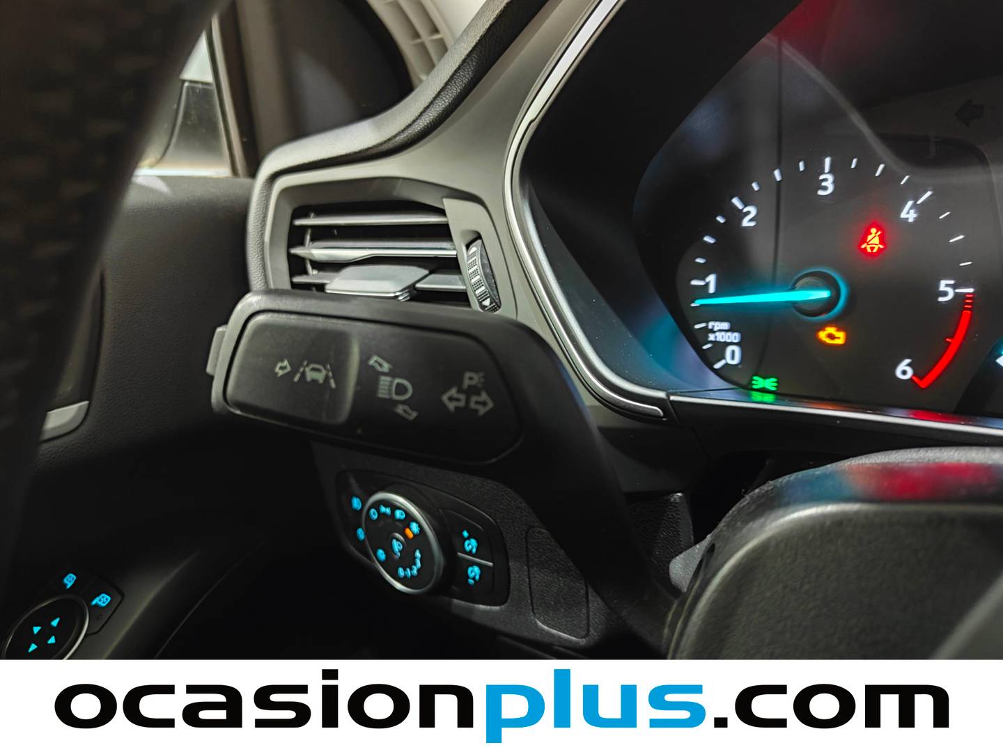 Equipamiento del Ford Focus Ford Focus SportBreak 1.5 Ecoblue Trend+ (120 CV)