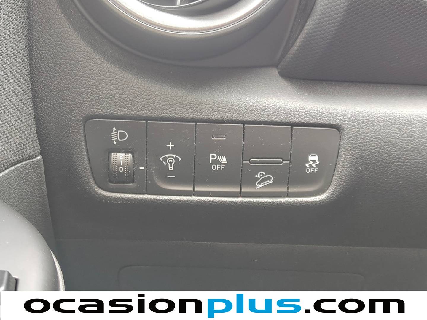 Foto Hyundai Kona Hyundai Kona 1.0 TGDi Maxx 4x2 (120 CV)