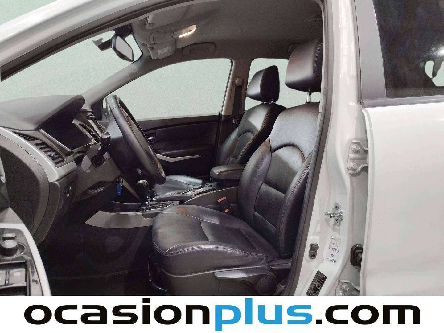 Foto asientos delanteros SsangYong Korando SsangYong Korando D22T Limited 4x2 Auto (178 CV)