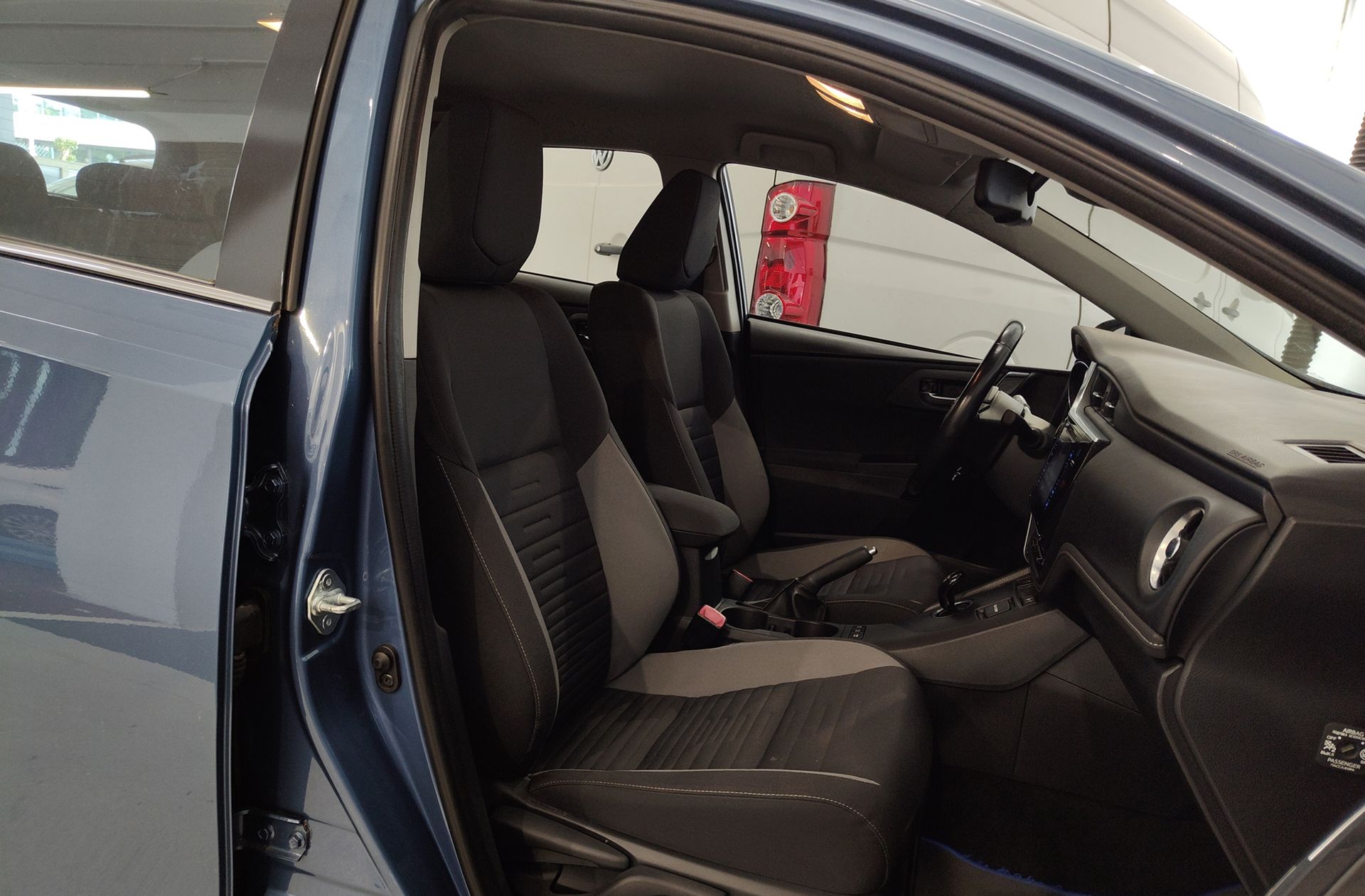 Toyota Auris 140H Hybrid Active - foto 15