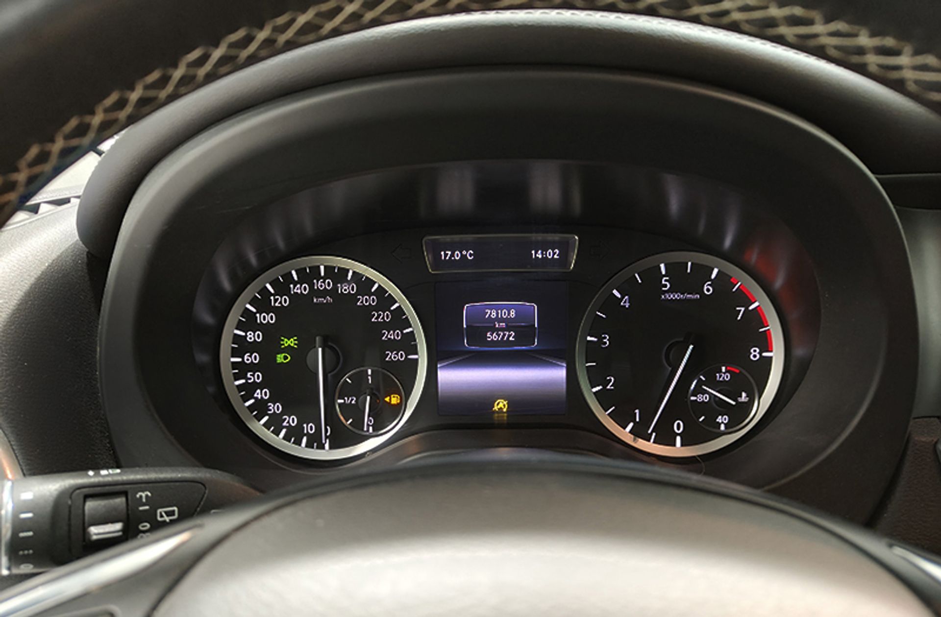 Infiniti Q30 1.6T Premium - foto 22