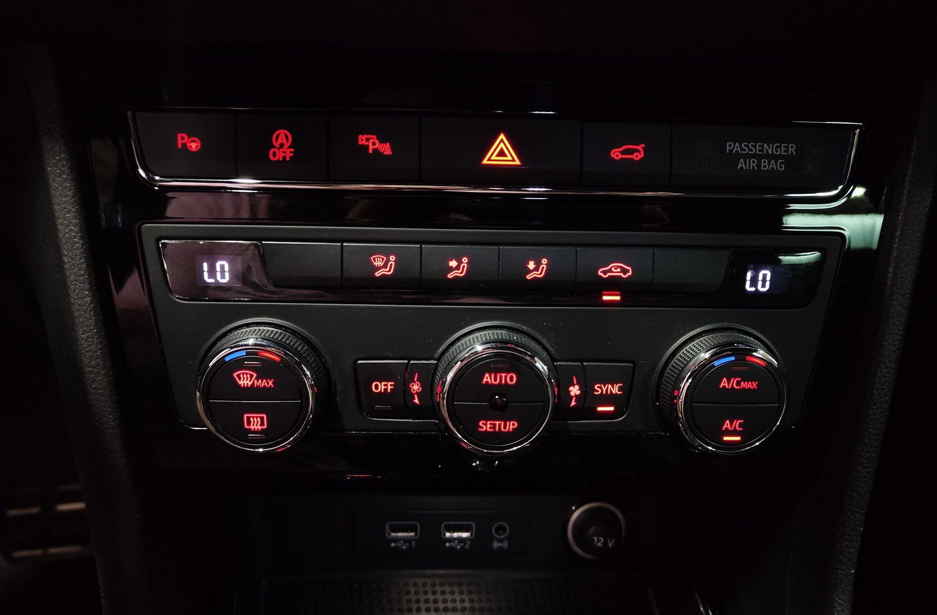SEAT Ateca 2.0 TSI FR 4Drive DSG - foto 36