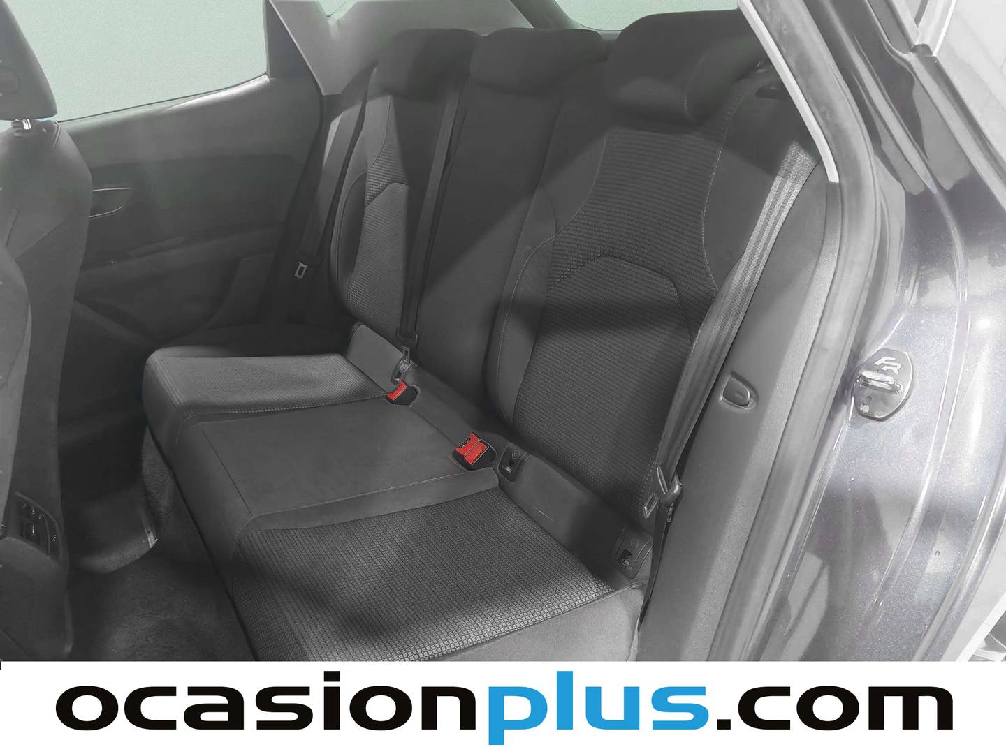 Foto asientos traseros Seat León SEAT León 2.0 TSI S&S FR DSG (190 CV)