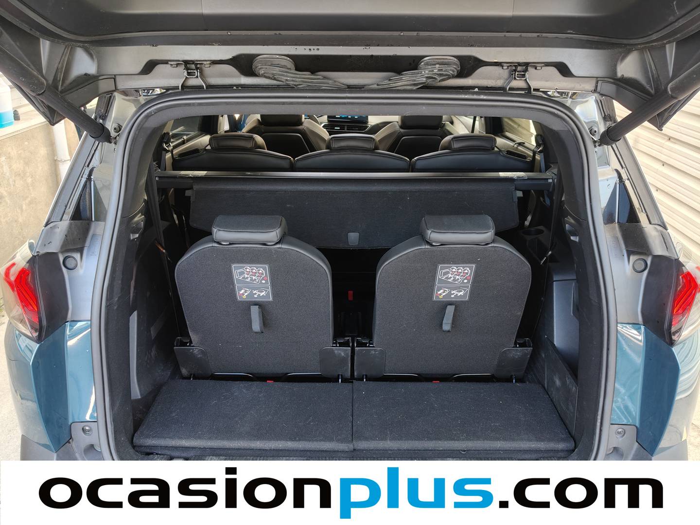 Peugeot 5008 Hybrid Peugeot 5008 Hybrid 1.2 GT eDCS6 (136 CV) 7 Plazas km 0