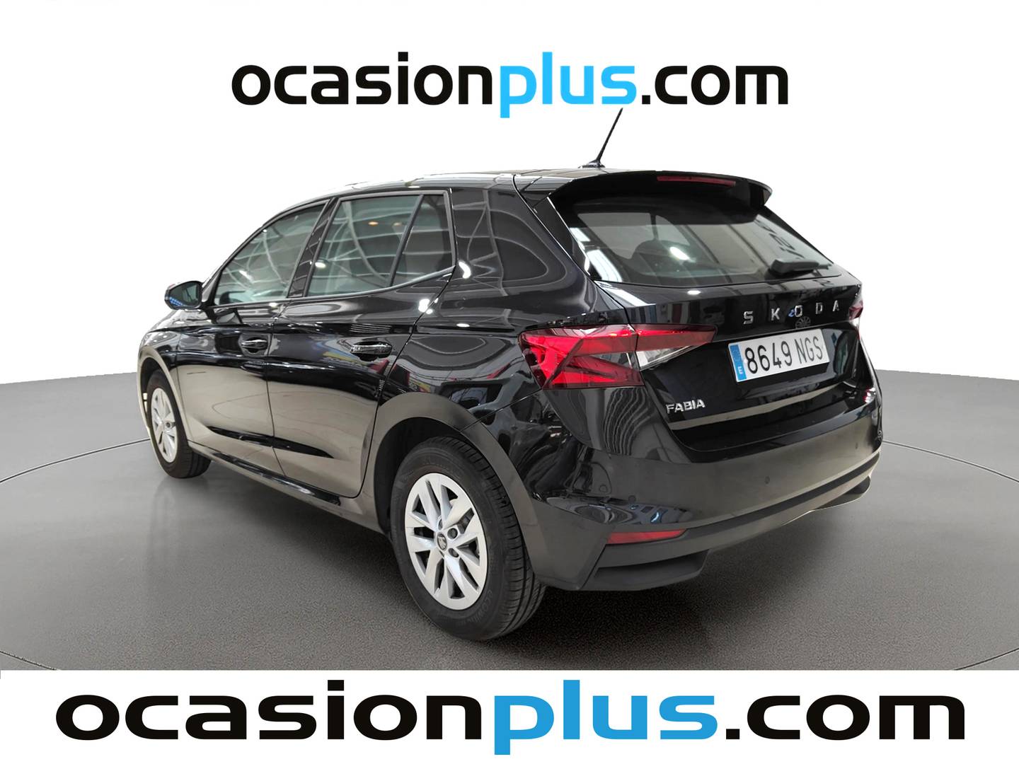 Foto trasera Skoda Fabia Skoda Fabia 1.0 TSI Go (95 CV) izquierda