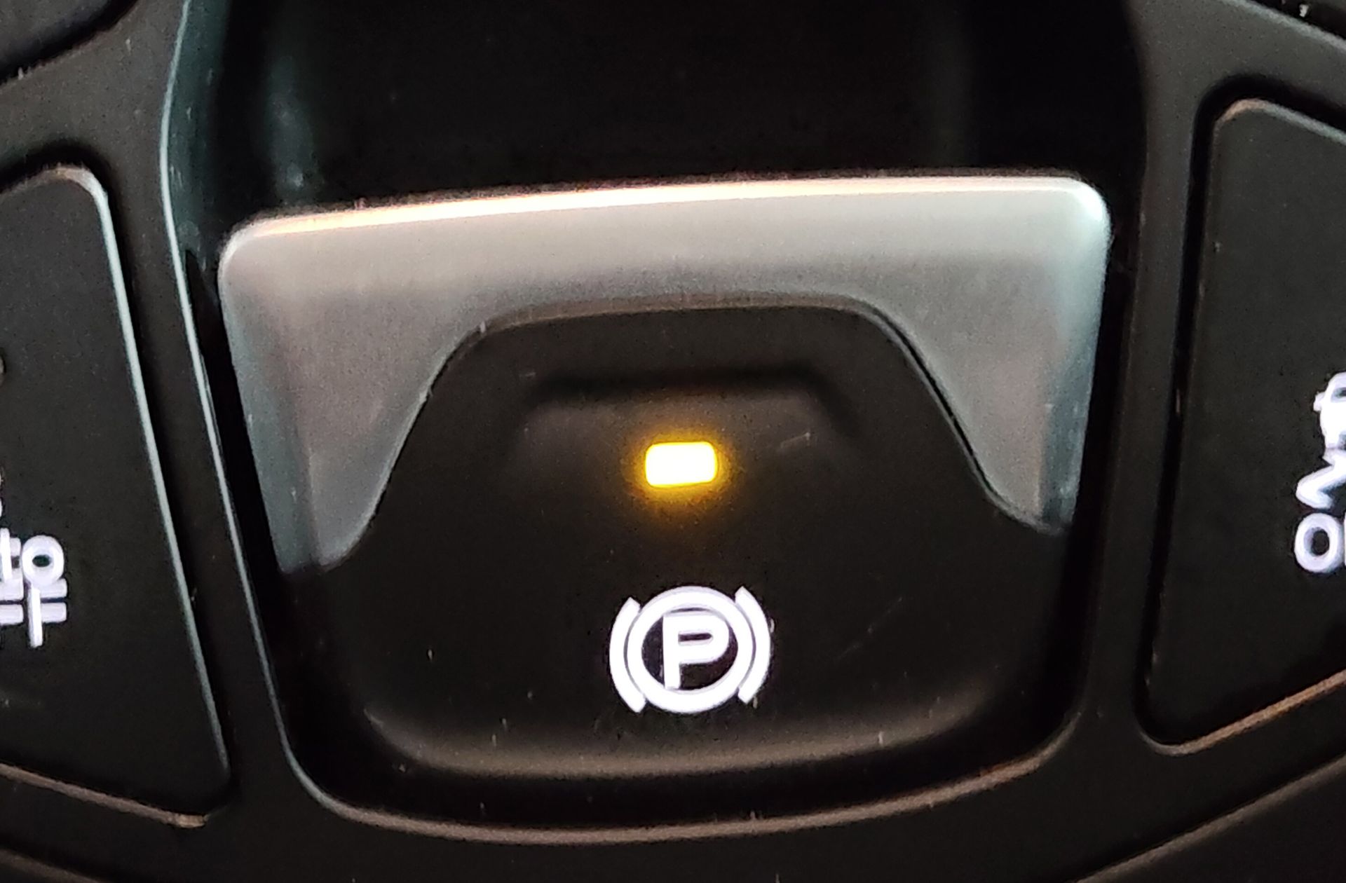 Jeep Renegade eHybrid 1.5 Limited ATX - foto 29