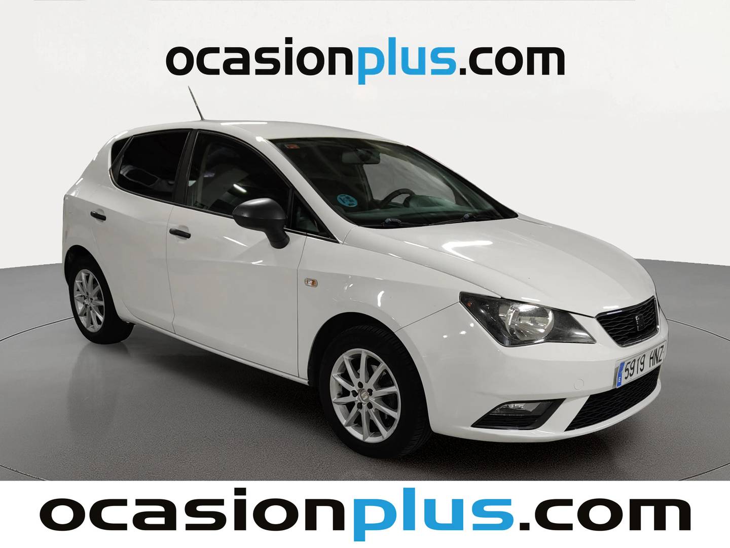 Foto delantera Seat Ibiza Seat Ibiza 1.2 12v Reference (70 CV) derecha